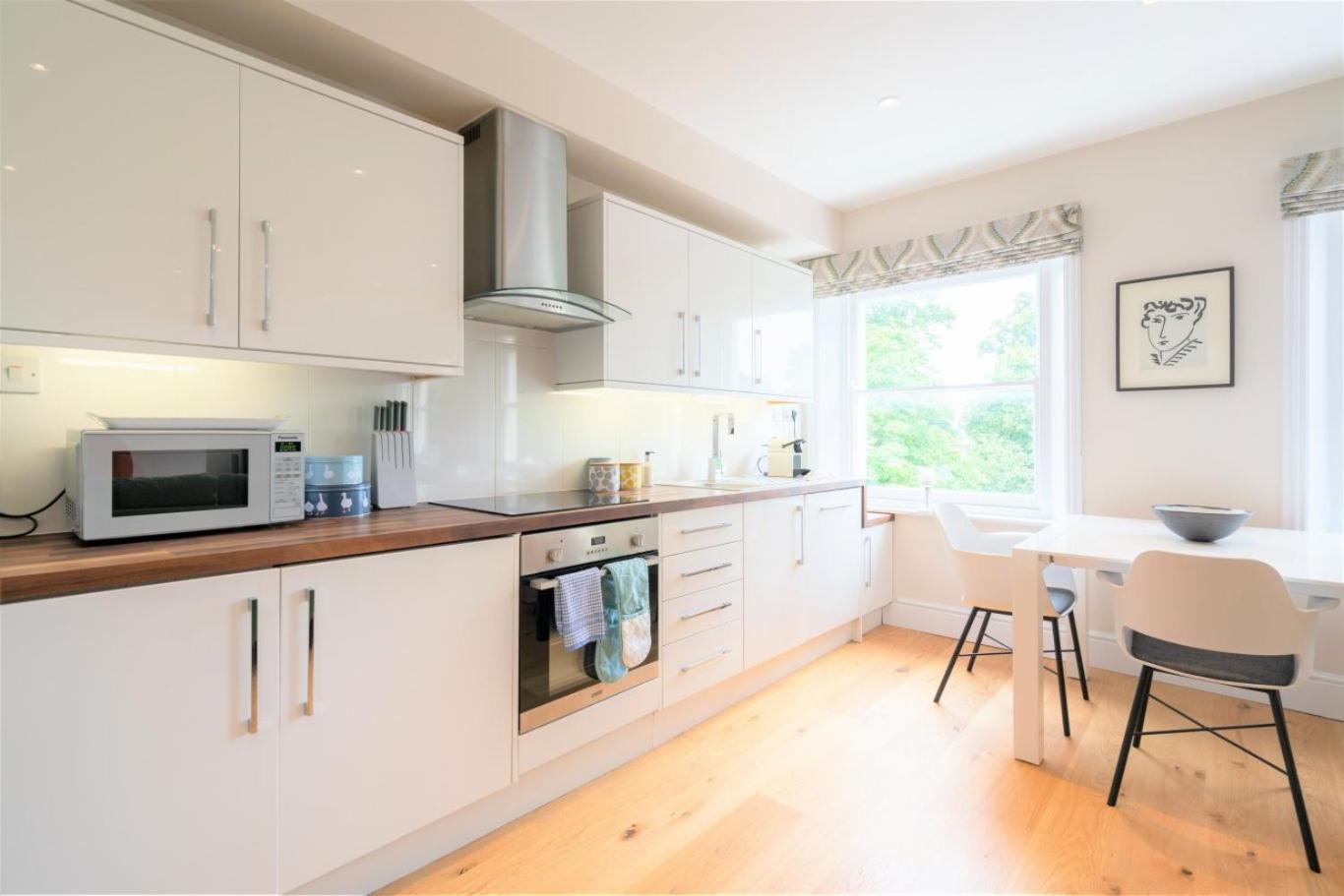 20 Montpellier - By Luxury Apartments view 4