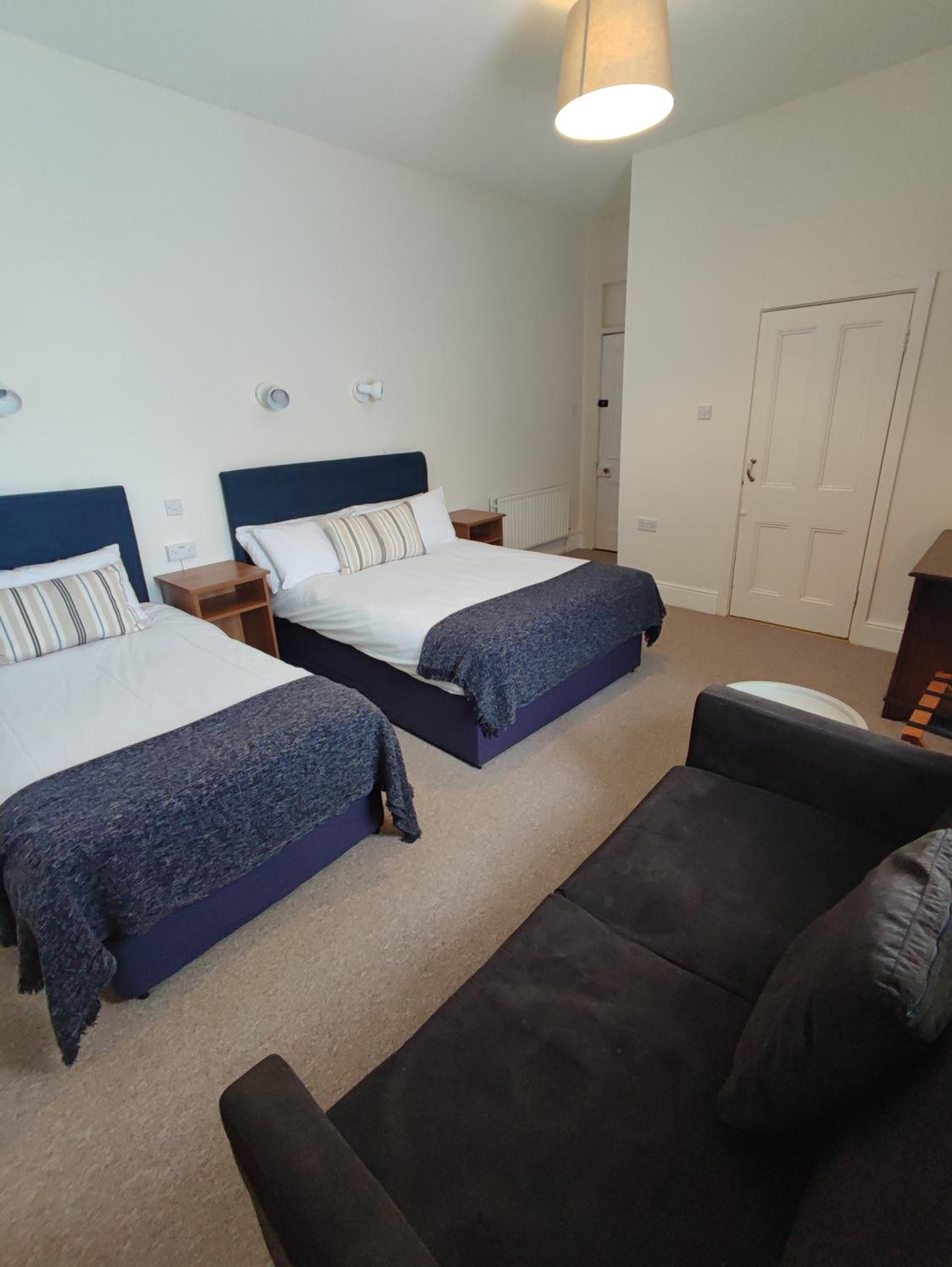 Rolling Wave Guesthouse