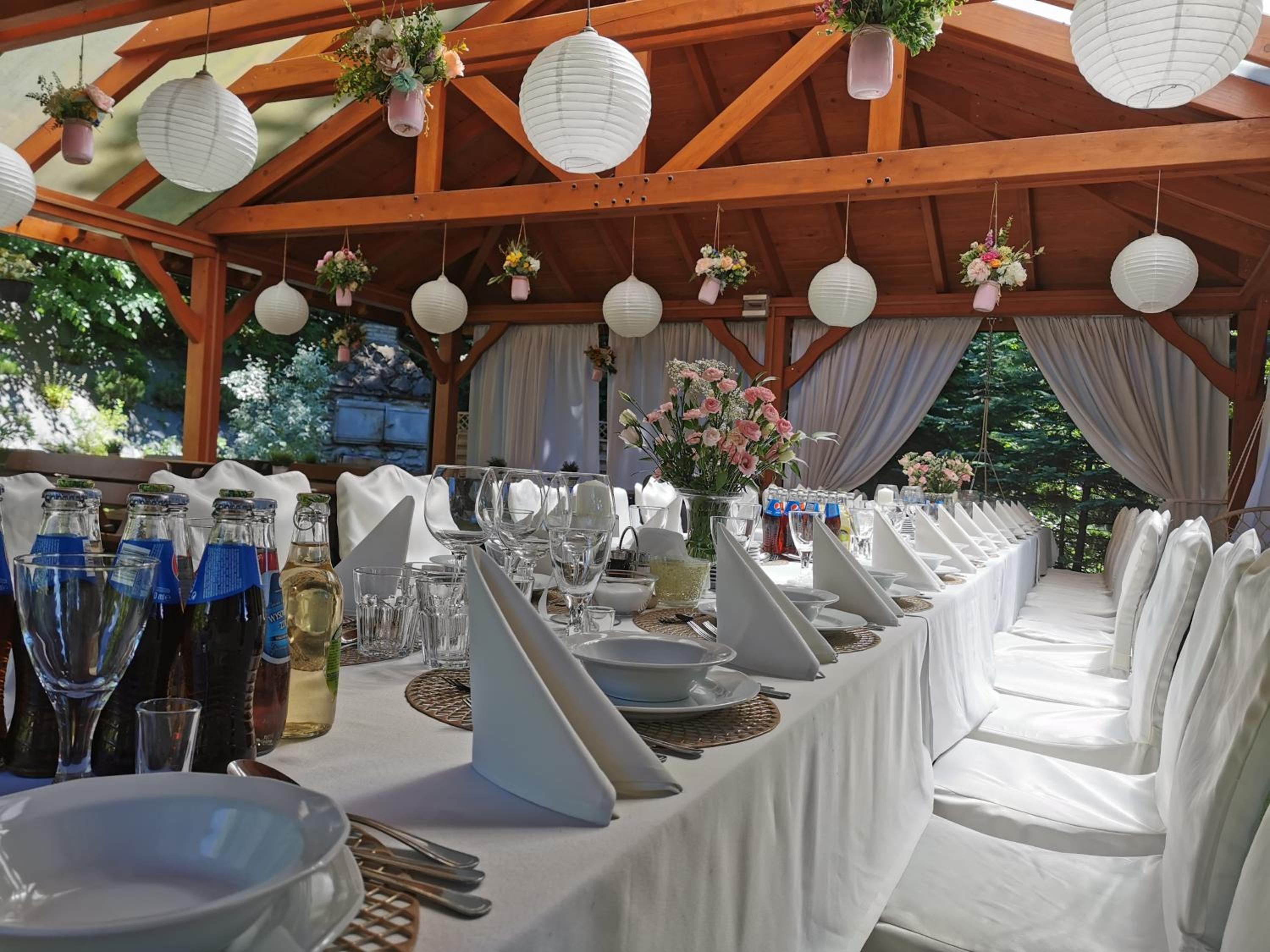 Noclegi i restauracja Zajazd Pod Skałą view 5