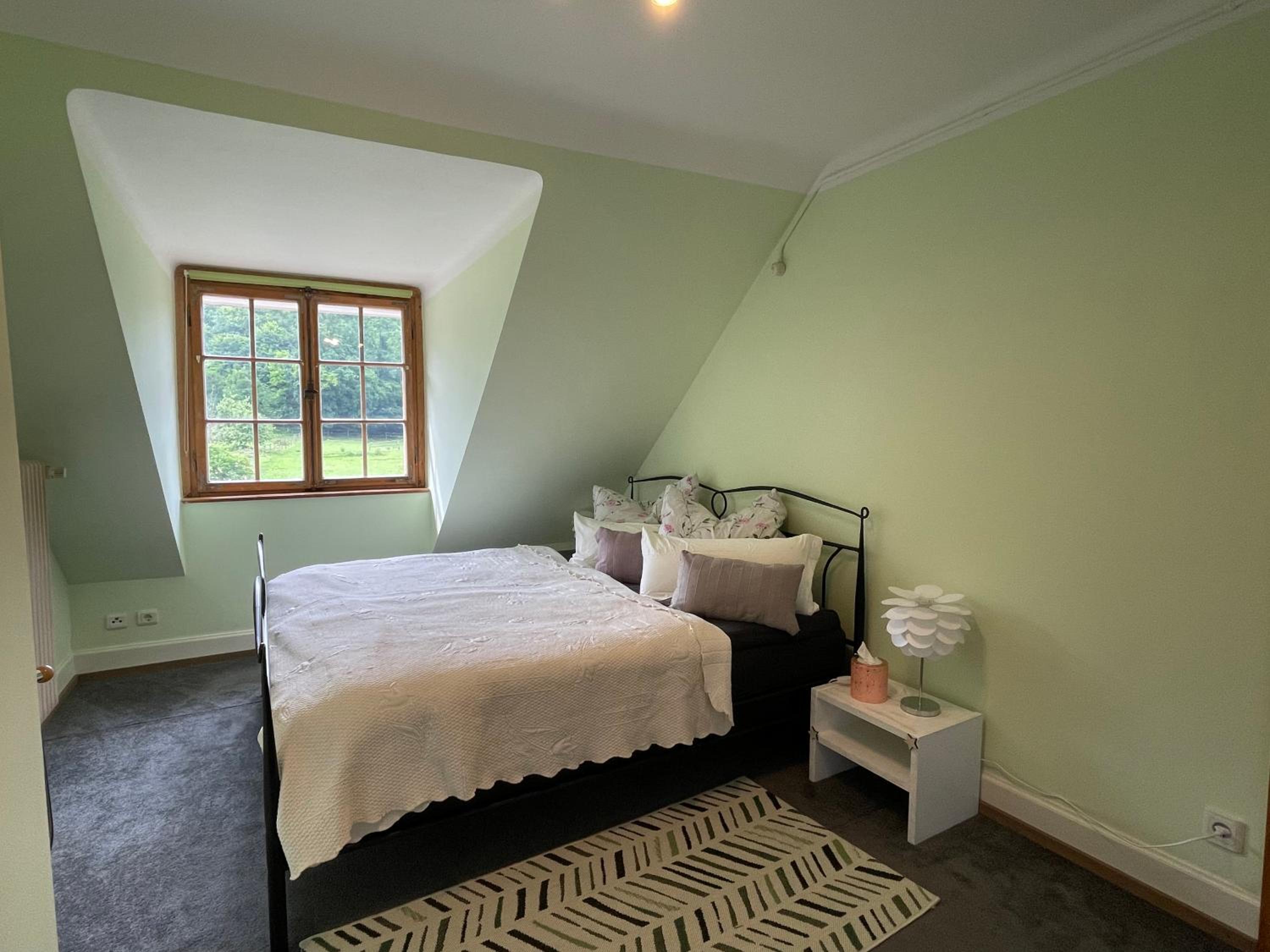 Ferienwohnung im Grünen auf idyllisch gelegenen Gutshof und doch so zentral view 5