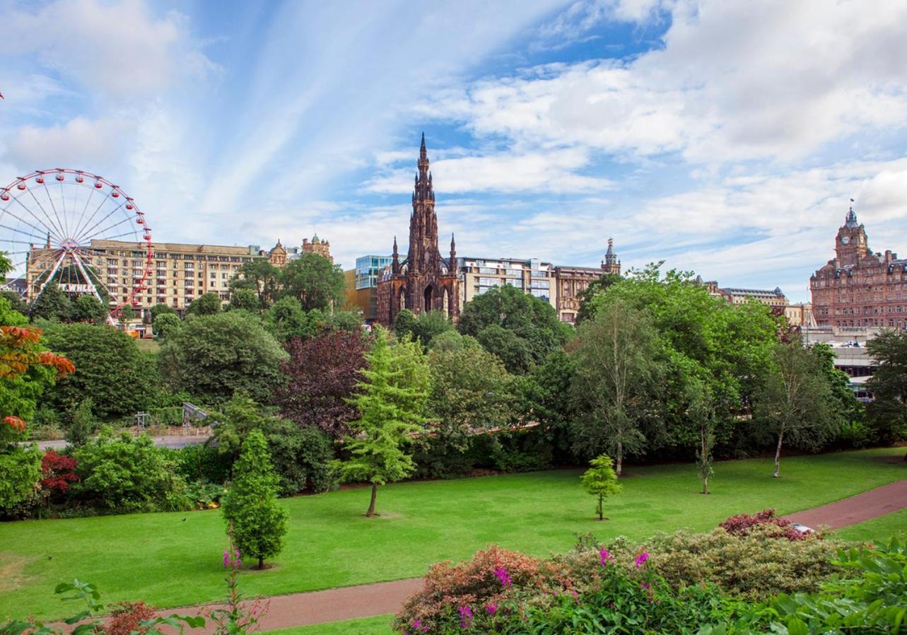 Causewayside Apartment - The Edinburgh Address view 3