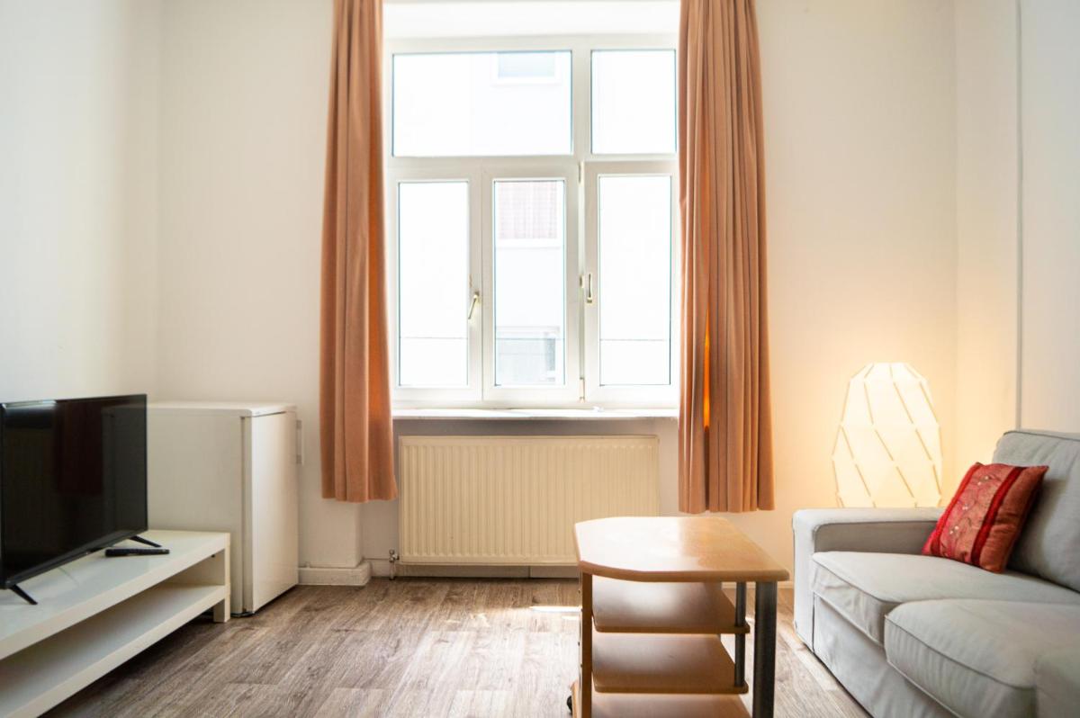 Spacious Shared Apartment Schönbrunn