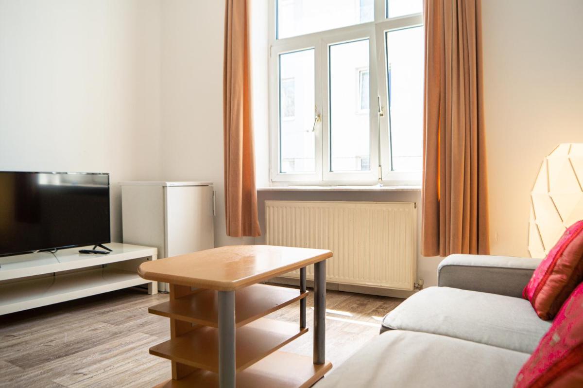Spacious Shared Apartment Schönbrunn