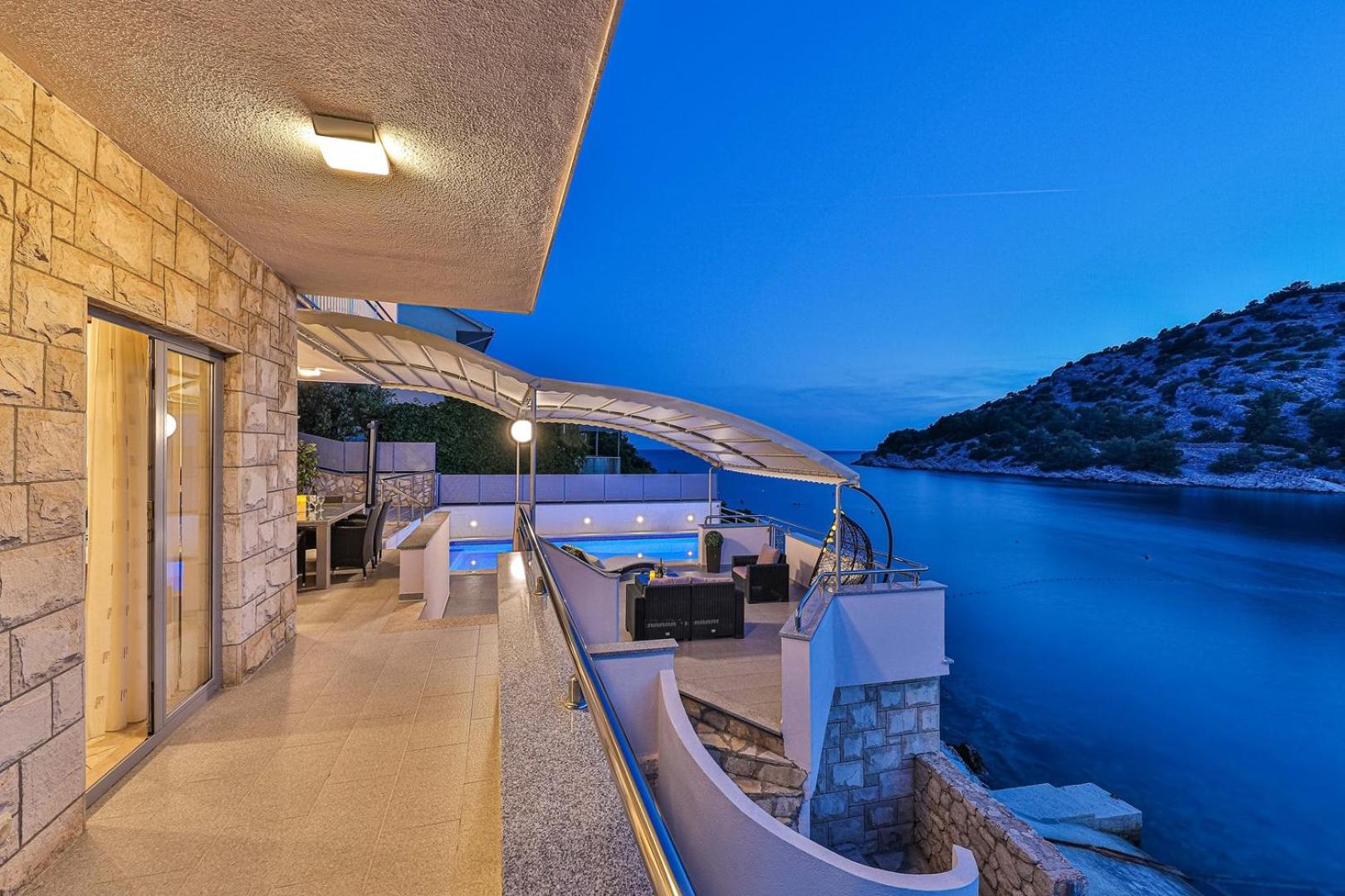 Villa Antonija 1607 view 3