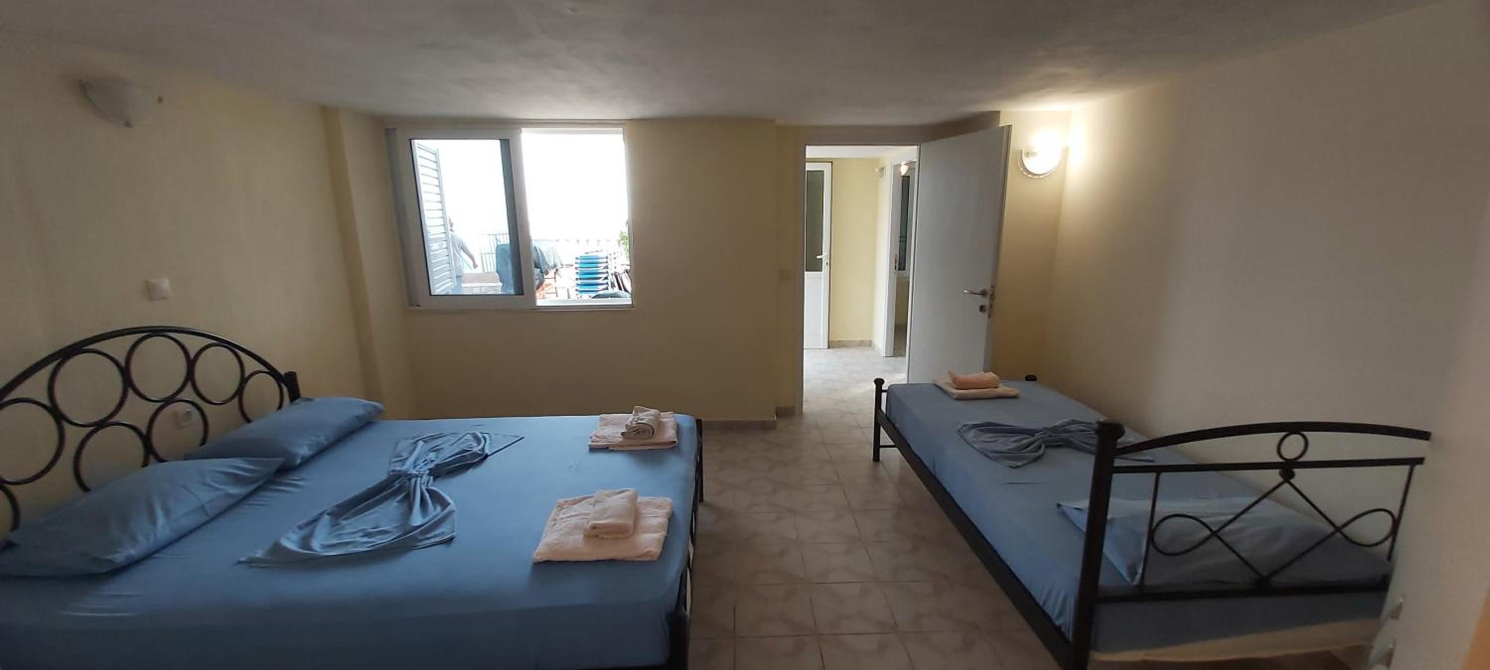 Magic Ionian Apartments & Rooms