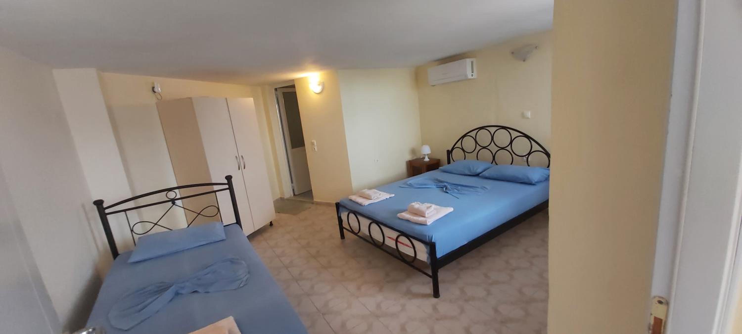 Magic Ionian Apartments & Rooms