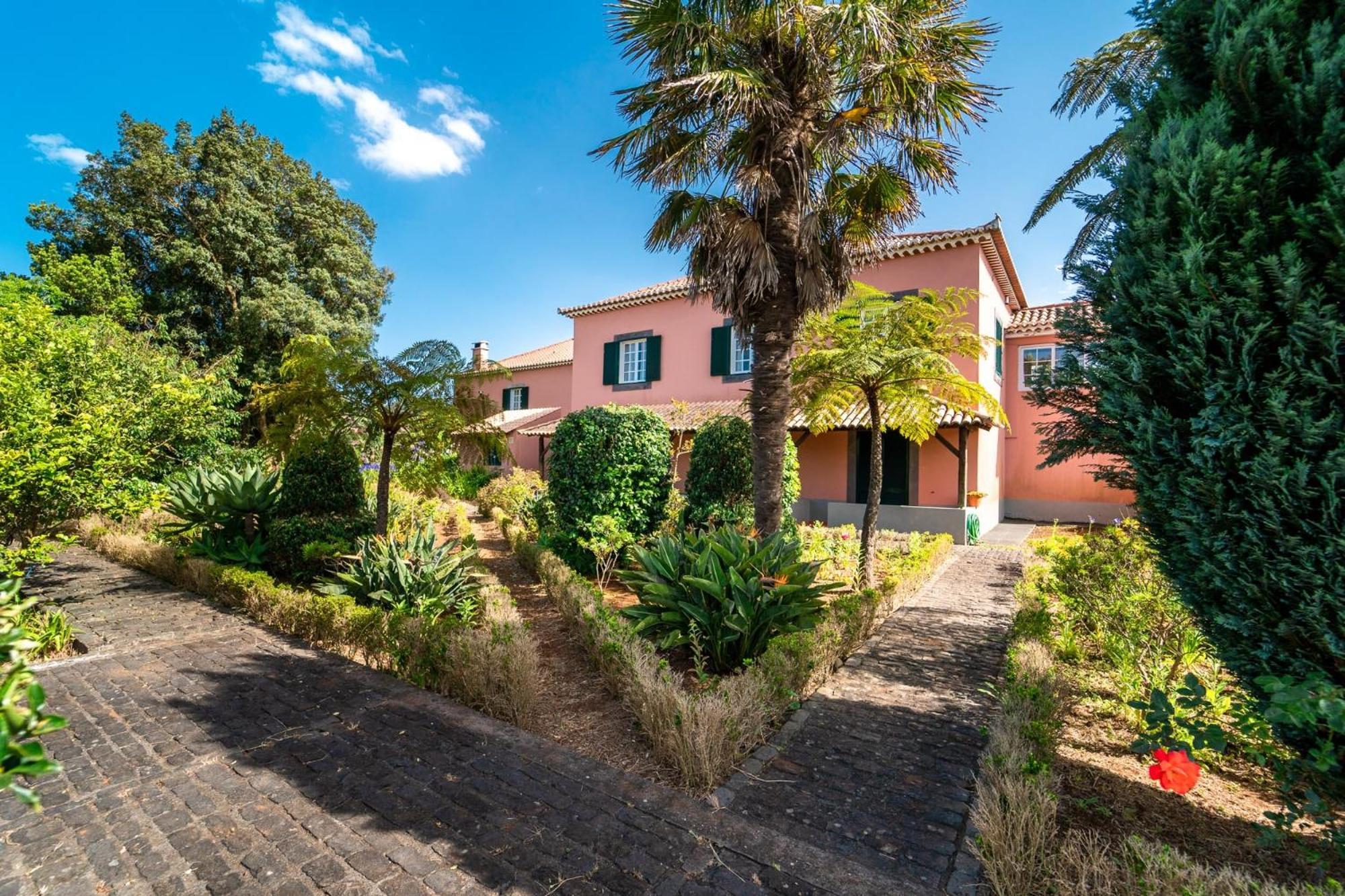 Casa da Tia Clementina view 3