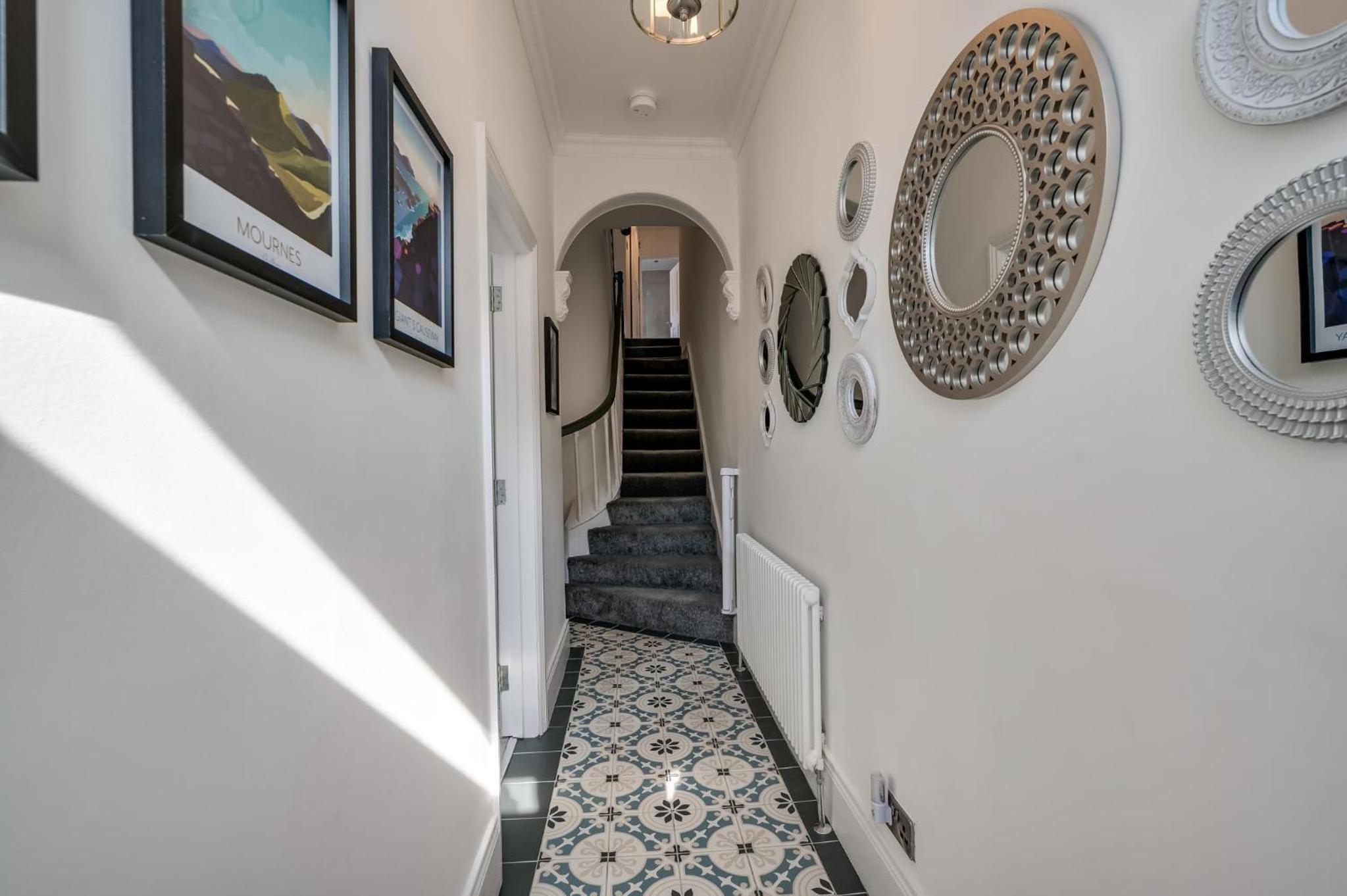 Central Belfast Apartments: Georgian House view 5