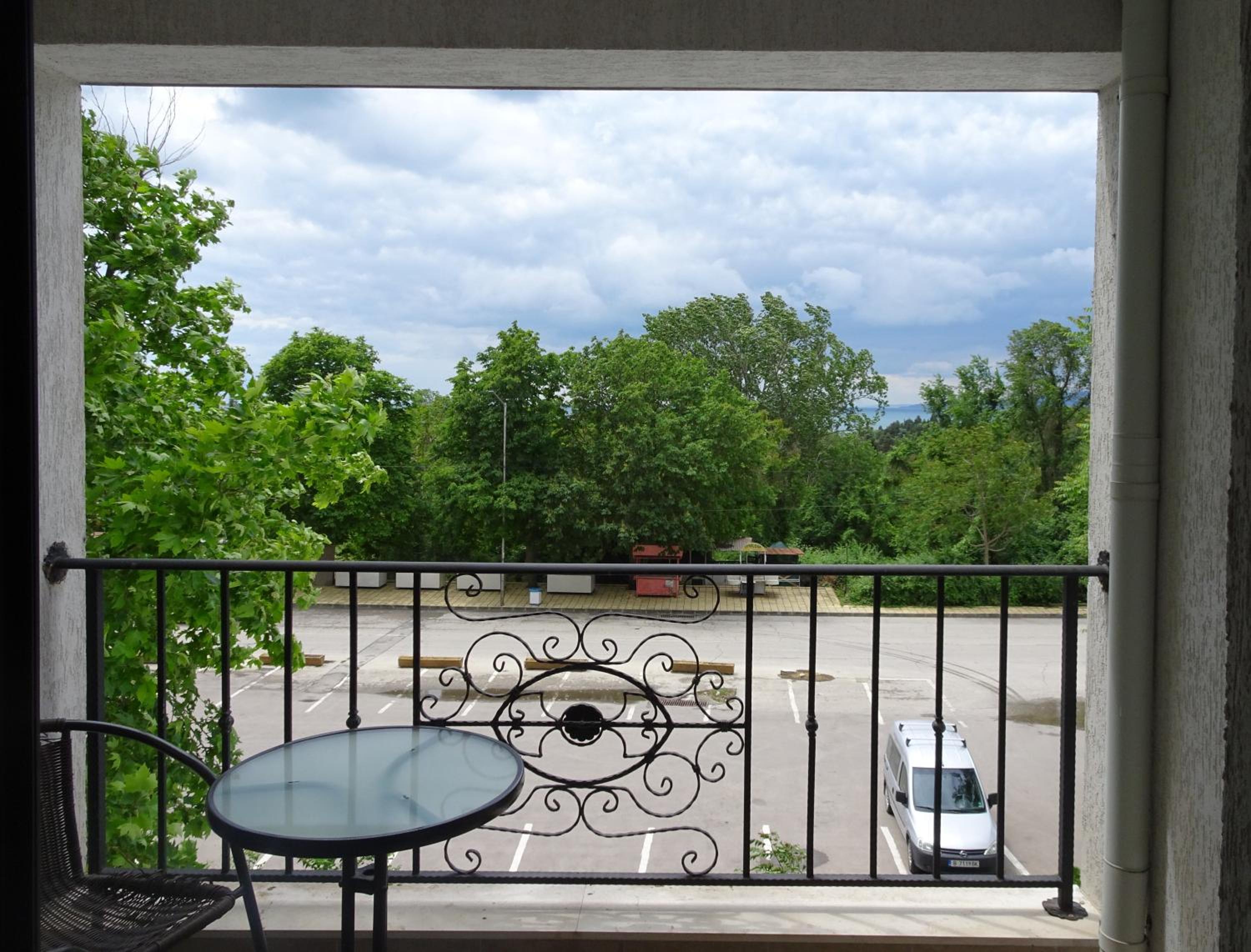Private Apartments in White Rock Castle