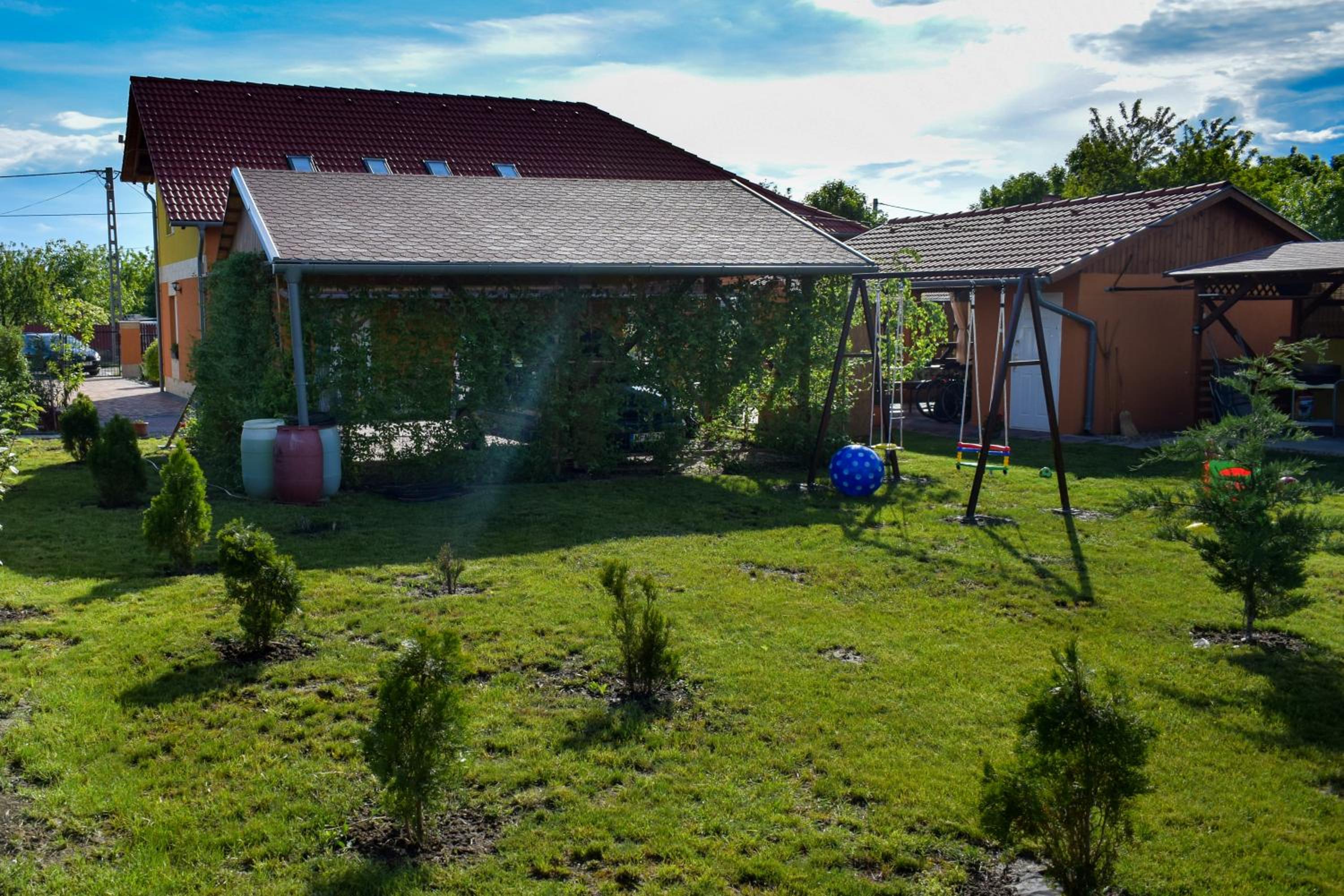 LUX Apartman Maroslele view 5