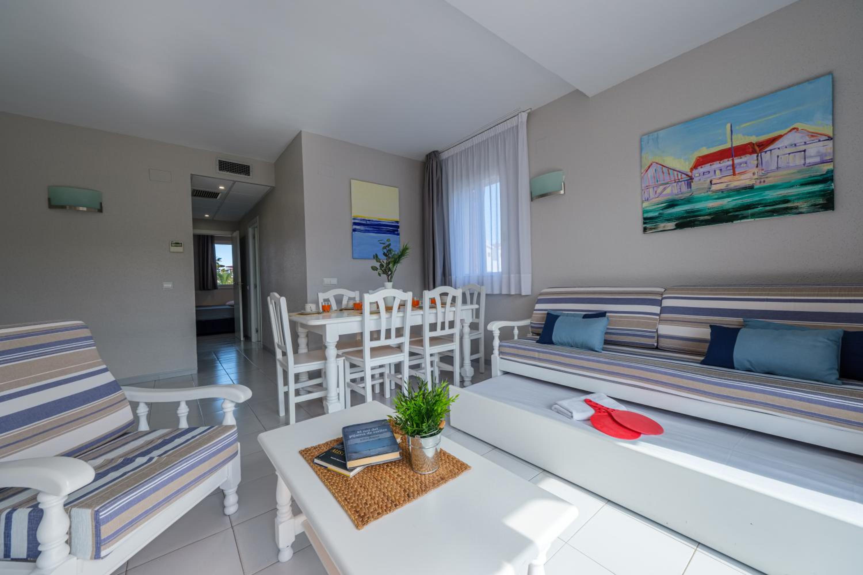 Apartamentos Estival Park