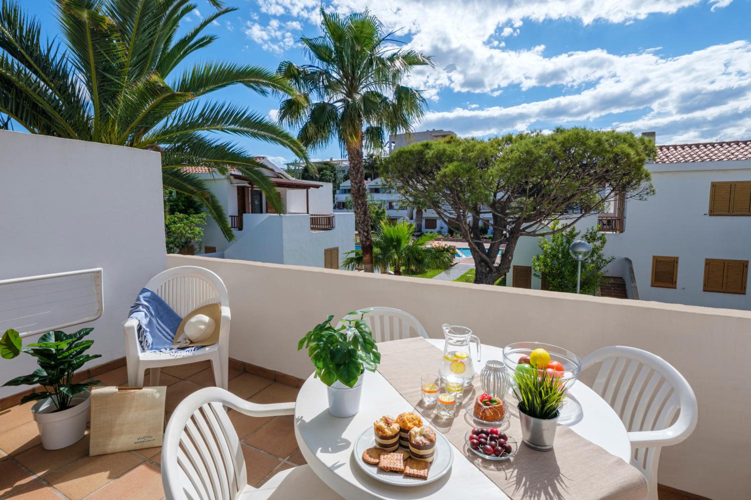 Apartamentos Estival Park