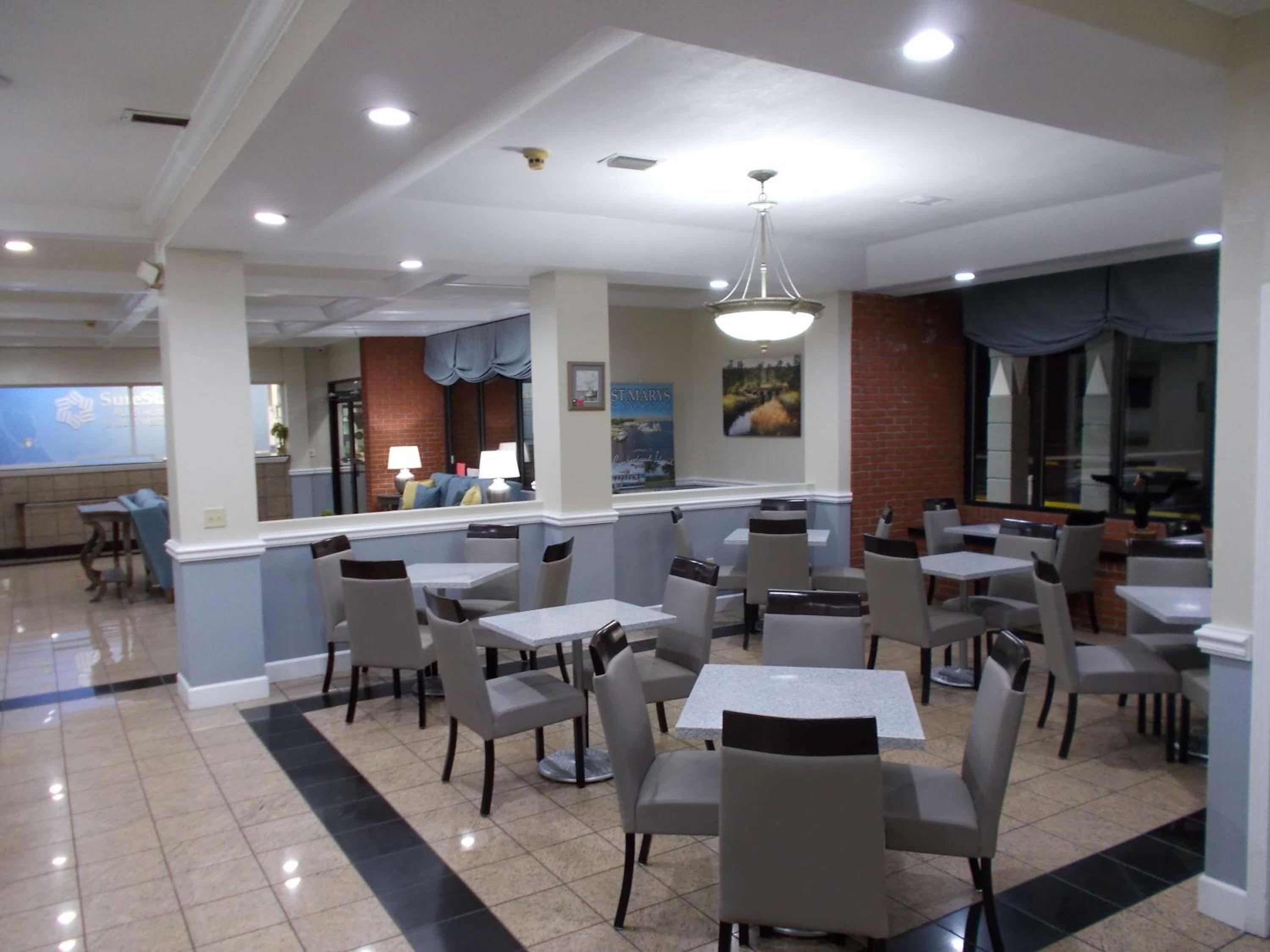 SureStay Plus Hotel by Best Western St Marys Cumberland view 5