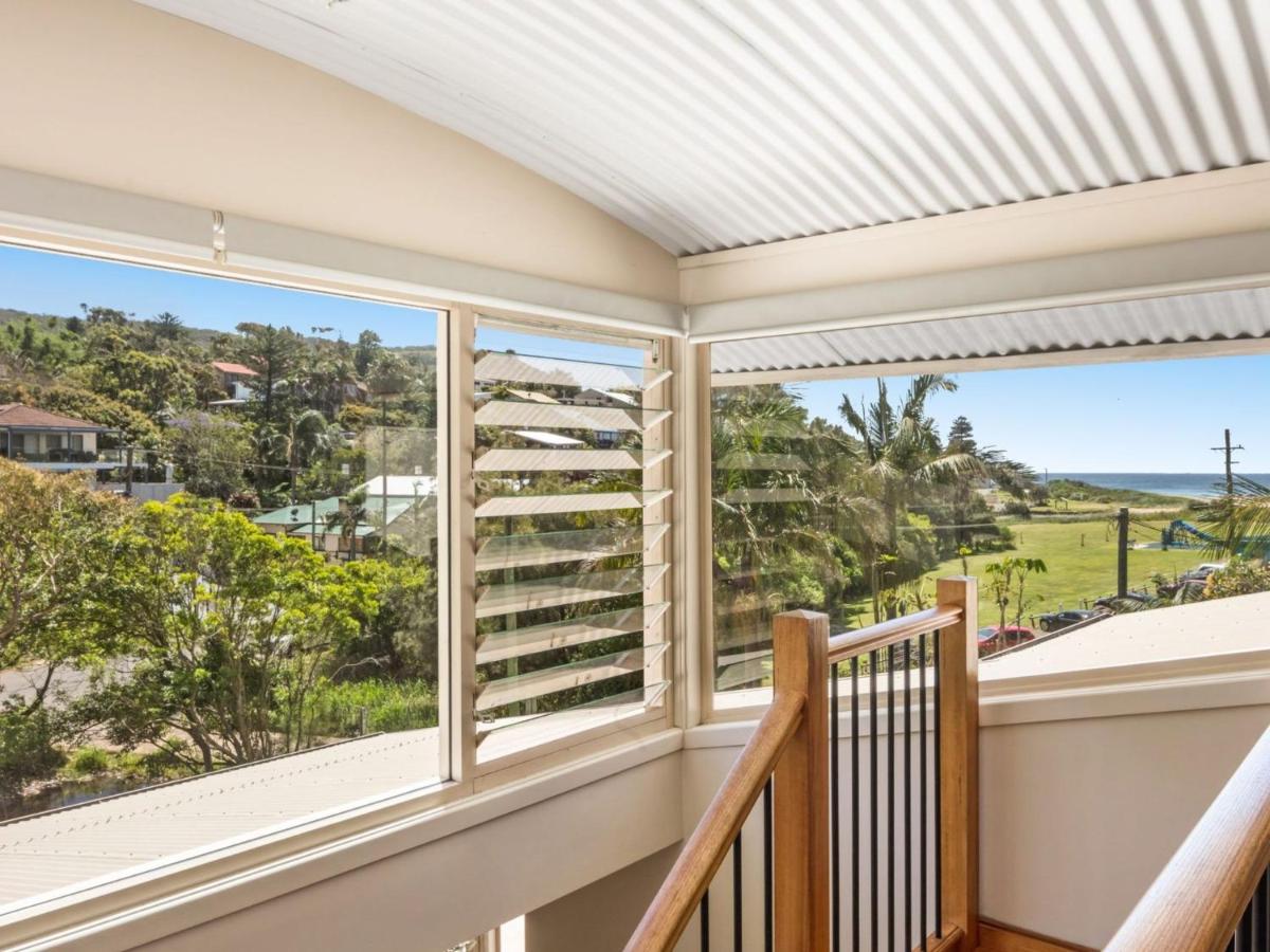 Stanwell Beach Glass House
