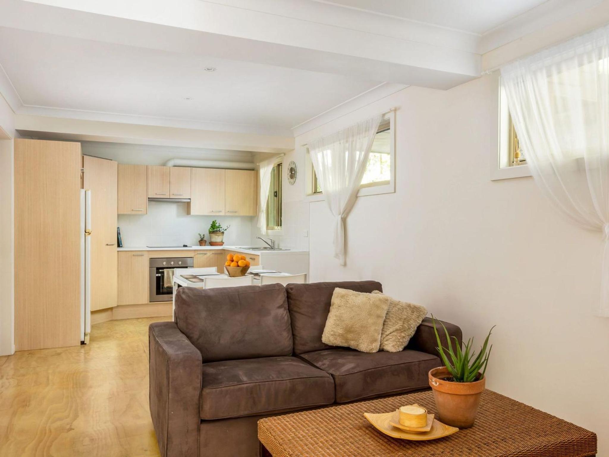 Stanwell Beach Glass House