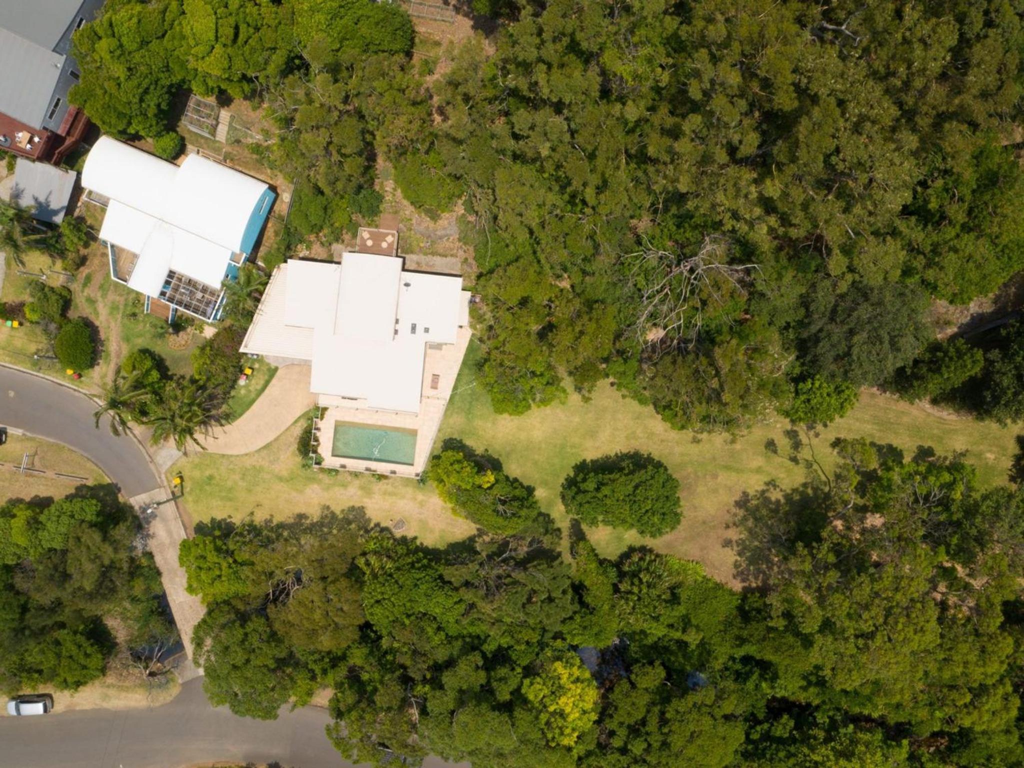 Stanwell Beach Glass House
