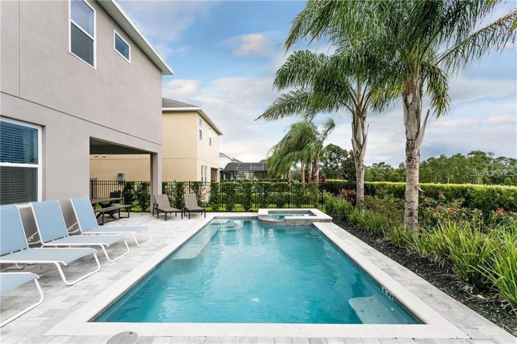 Luxurious Modern Villa near Disney with Theater, Pool and Spa in Encore Resort at Reunion