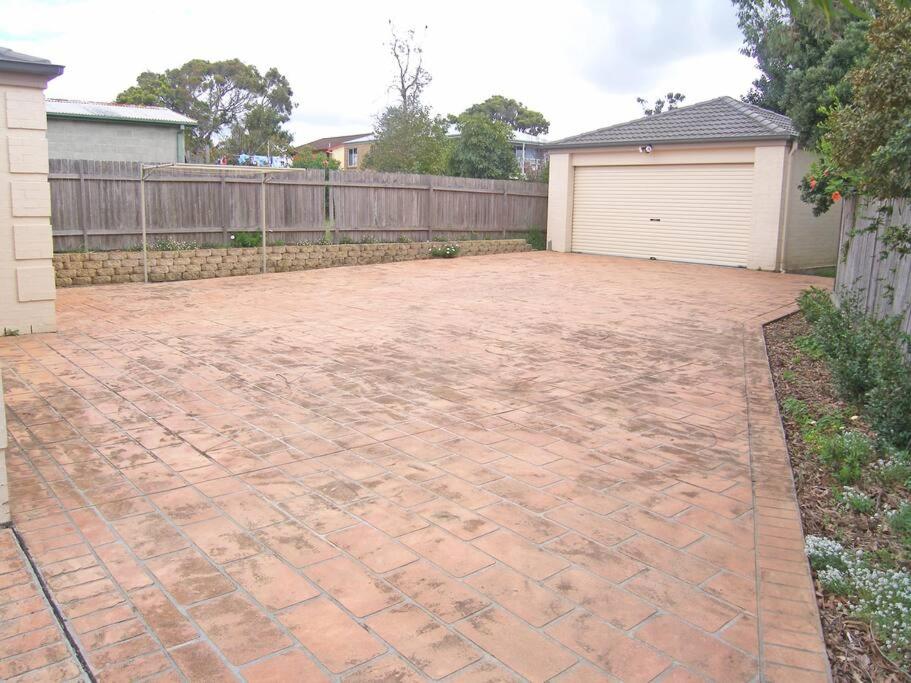 Waterview House