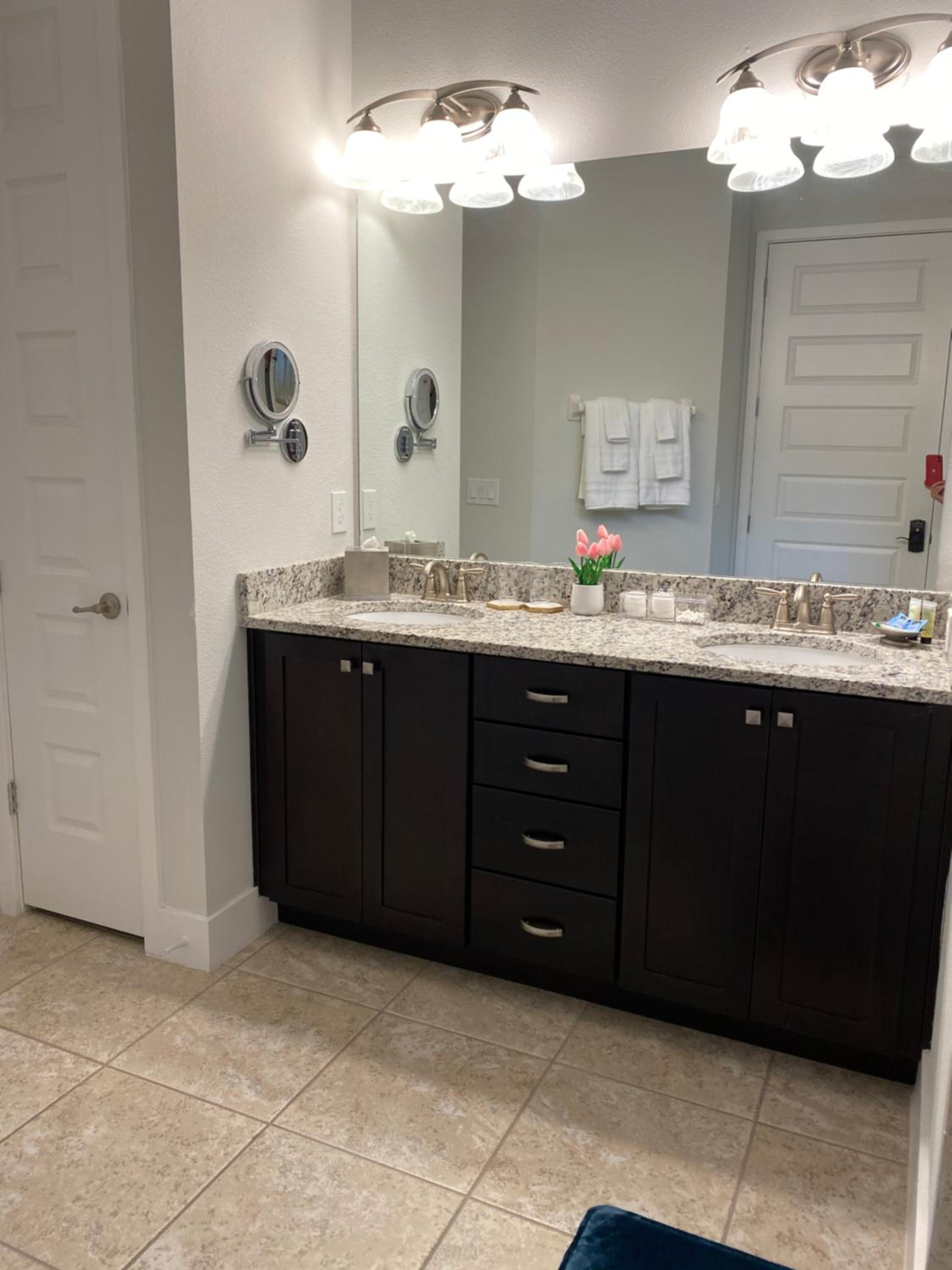 Luxurious Modern Villa near Disney with Theater, Pool and Spa in Encore Resort at Reunion