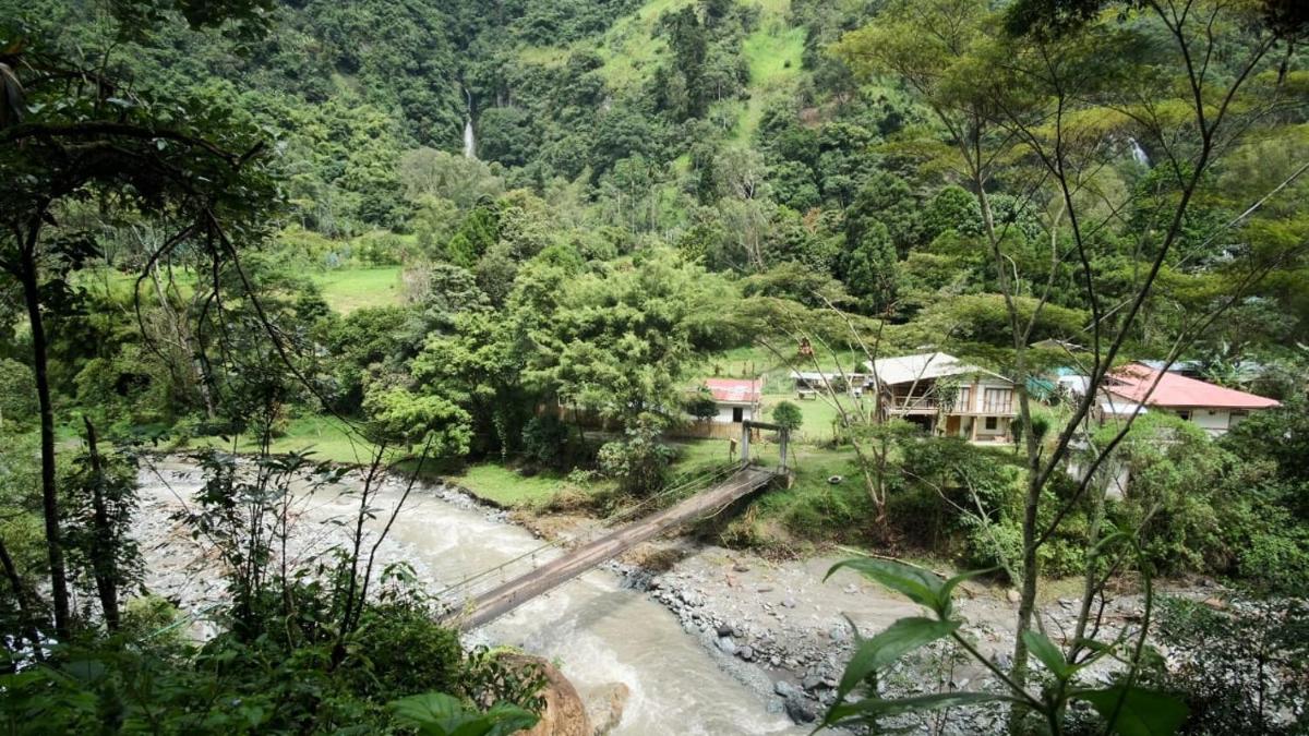 Hotel Casa completa Bosque Ibagué - Image 1