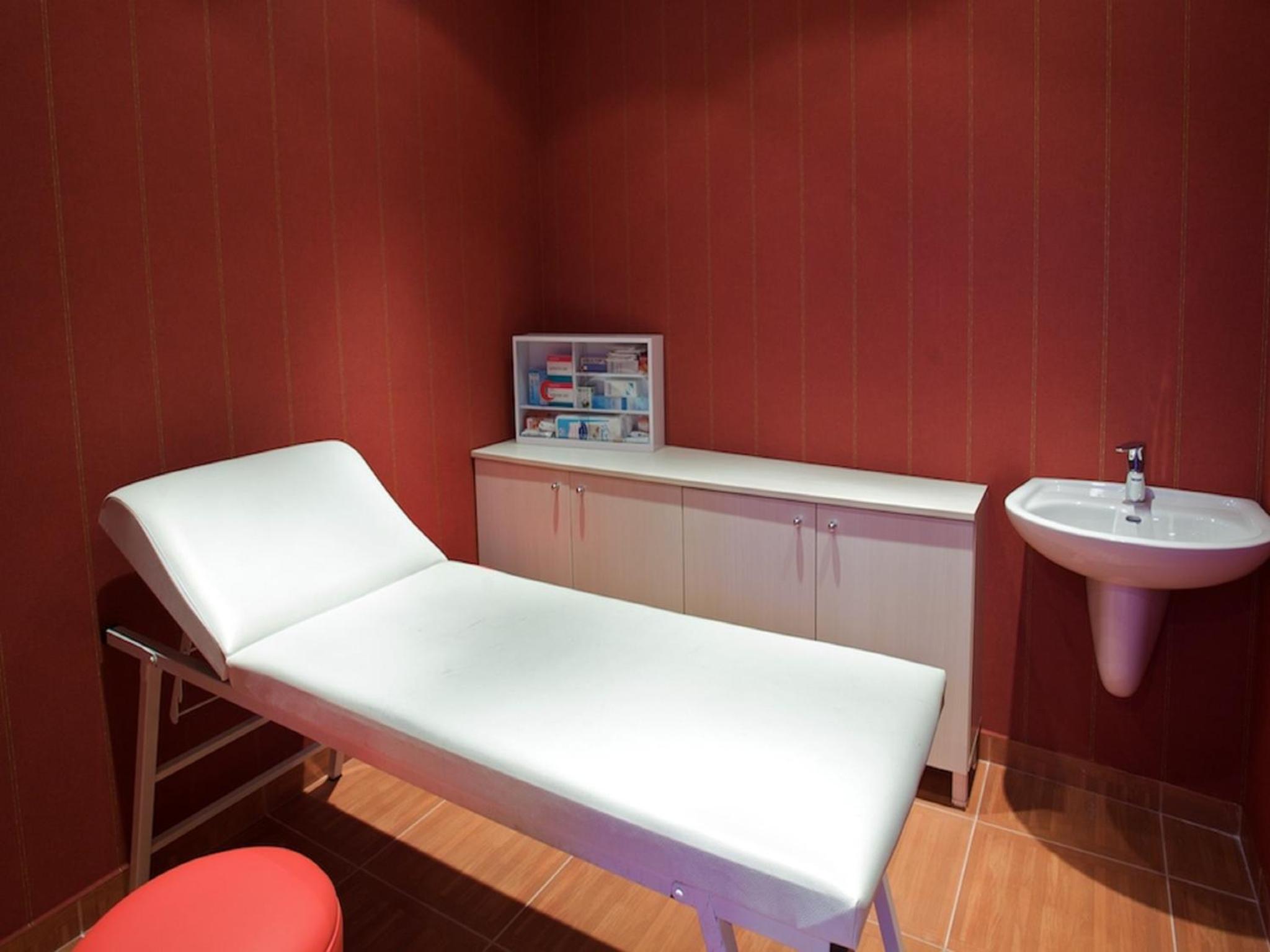 The City Hotel - Image 13