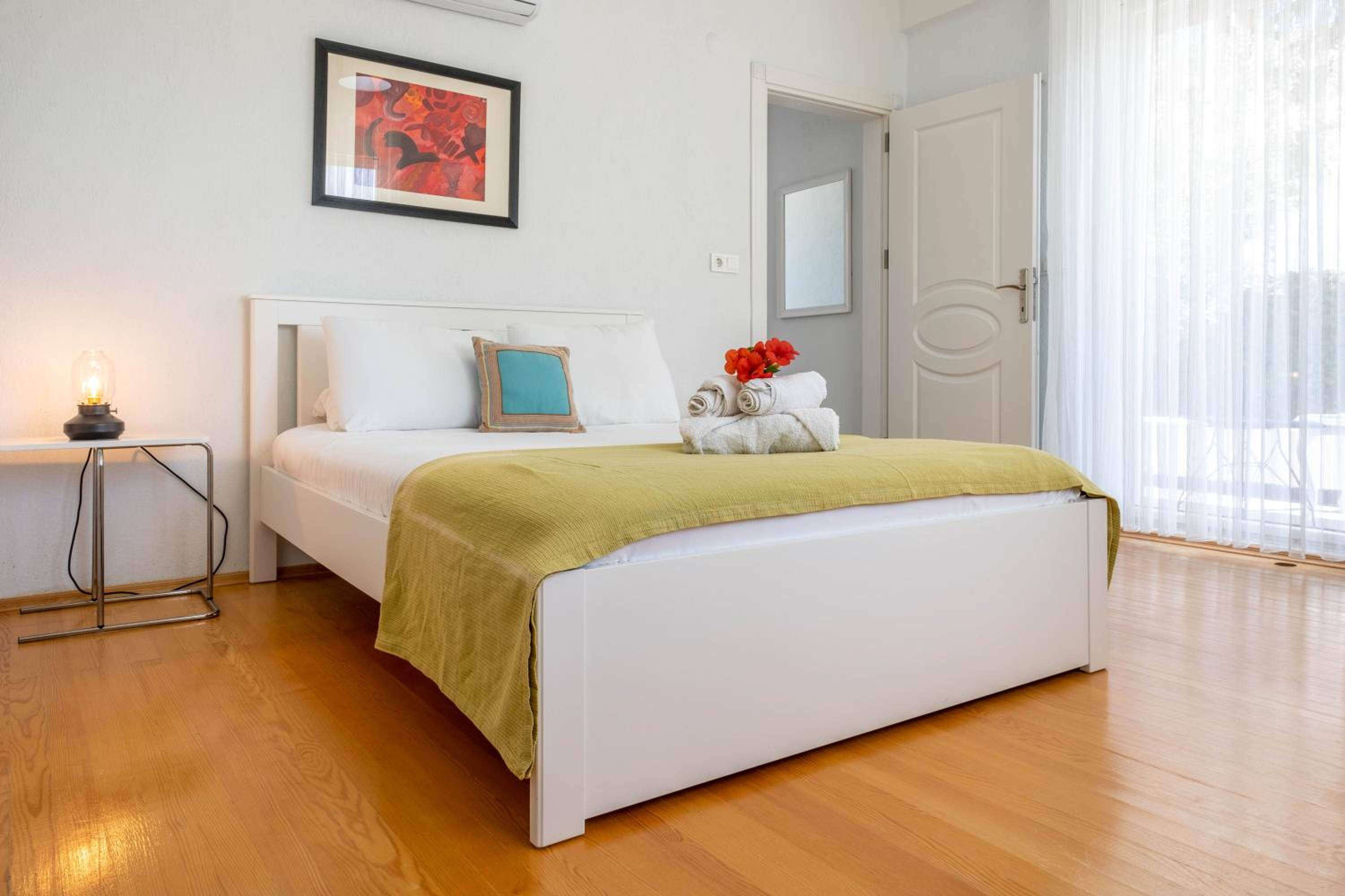 EV Apartments