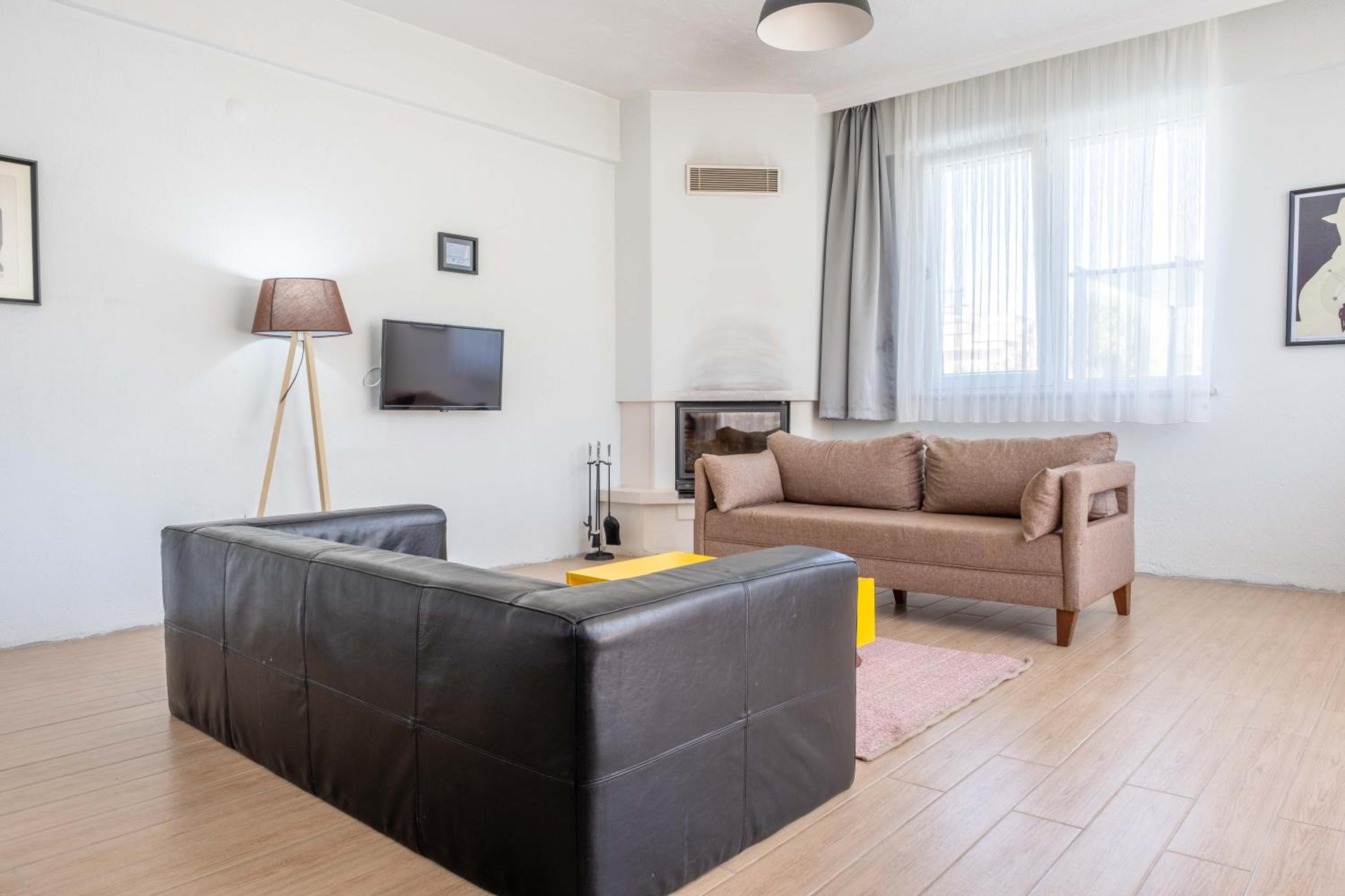 EV Apartments