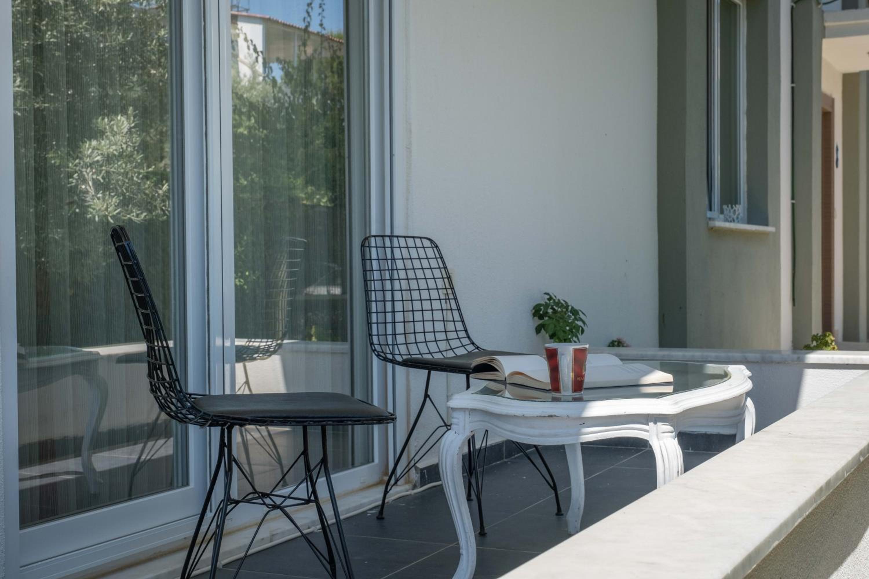 EV Apartments