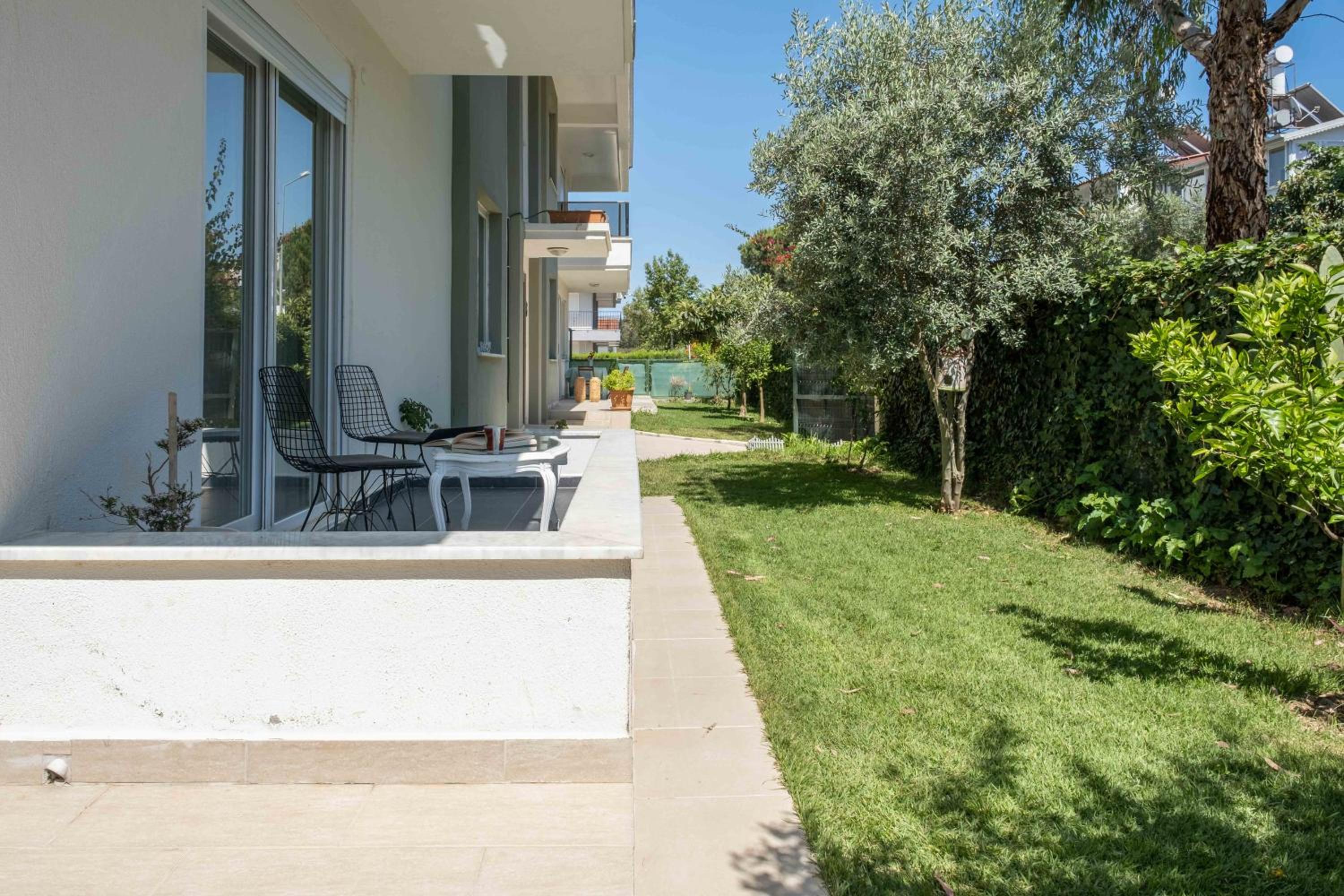 EV Apartments