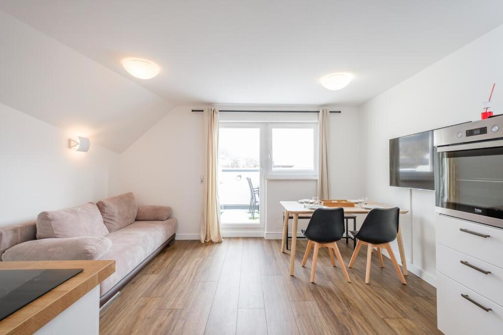 Alpen Apartment + Sauna und Netflix view 5