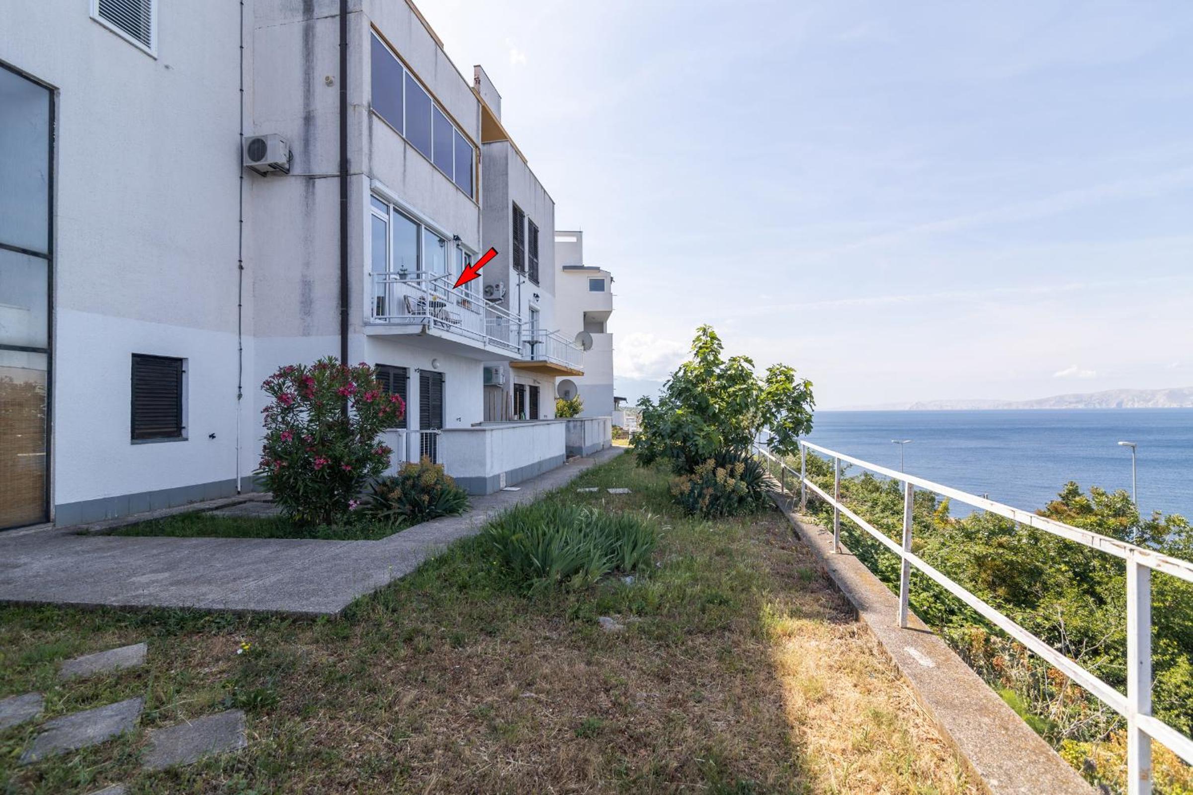 Ivan apartman en Senj — balance & terrace
