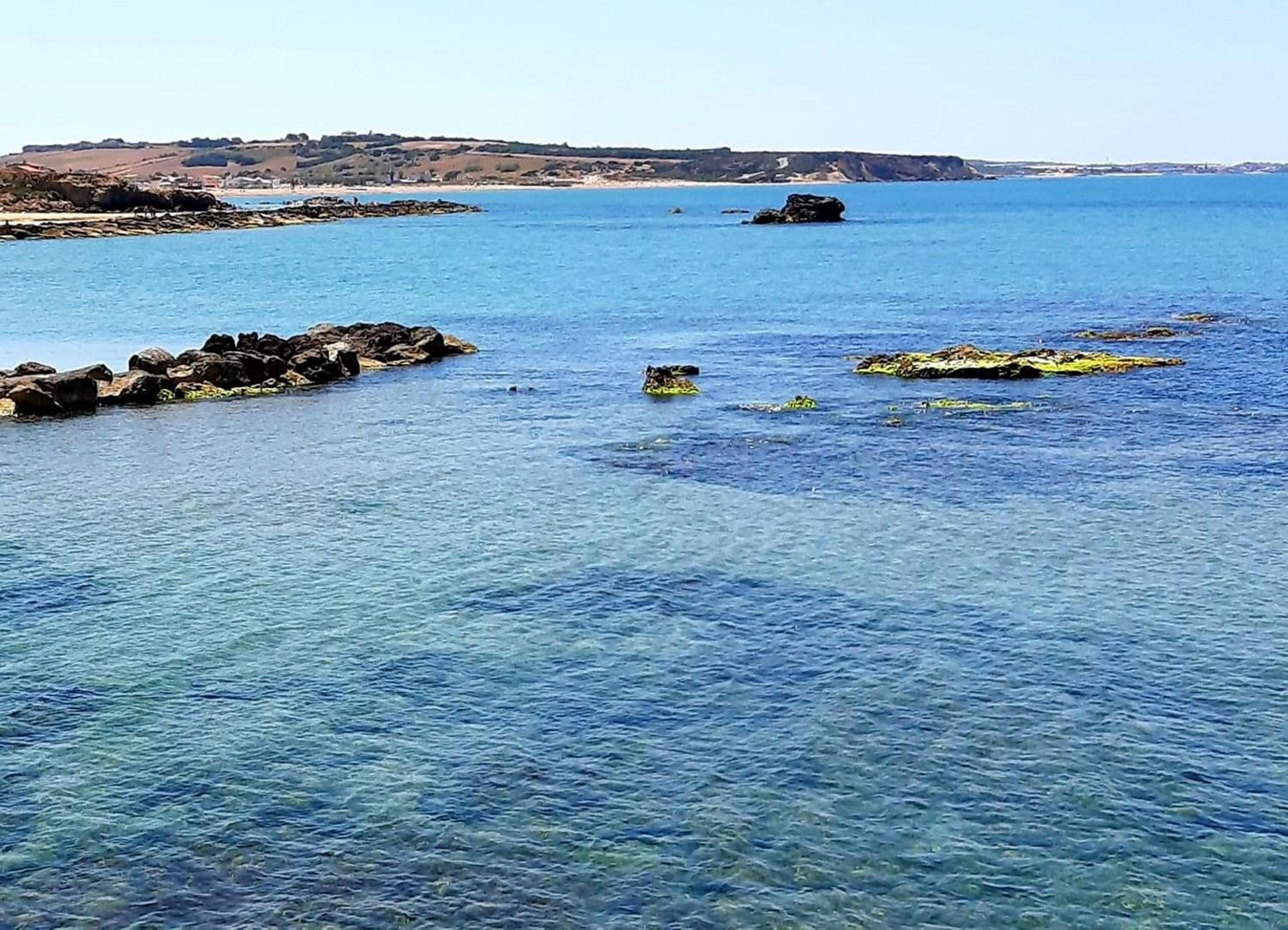 Spacious Apartment in Scoglitti with Enclosed Garden