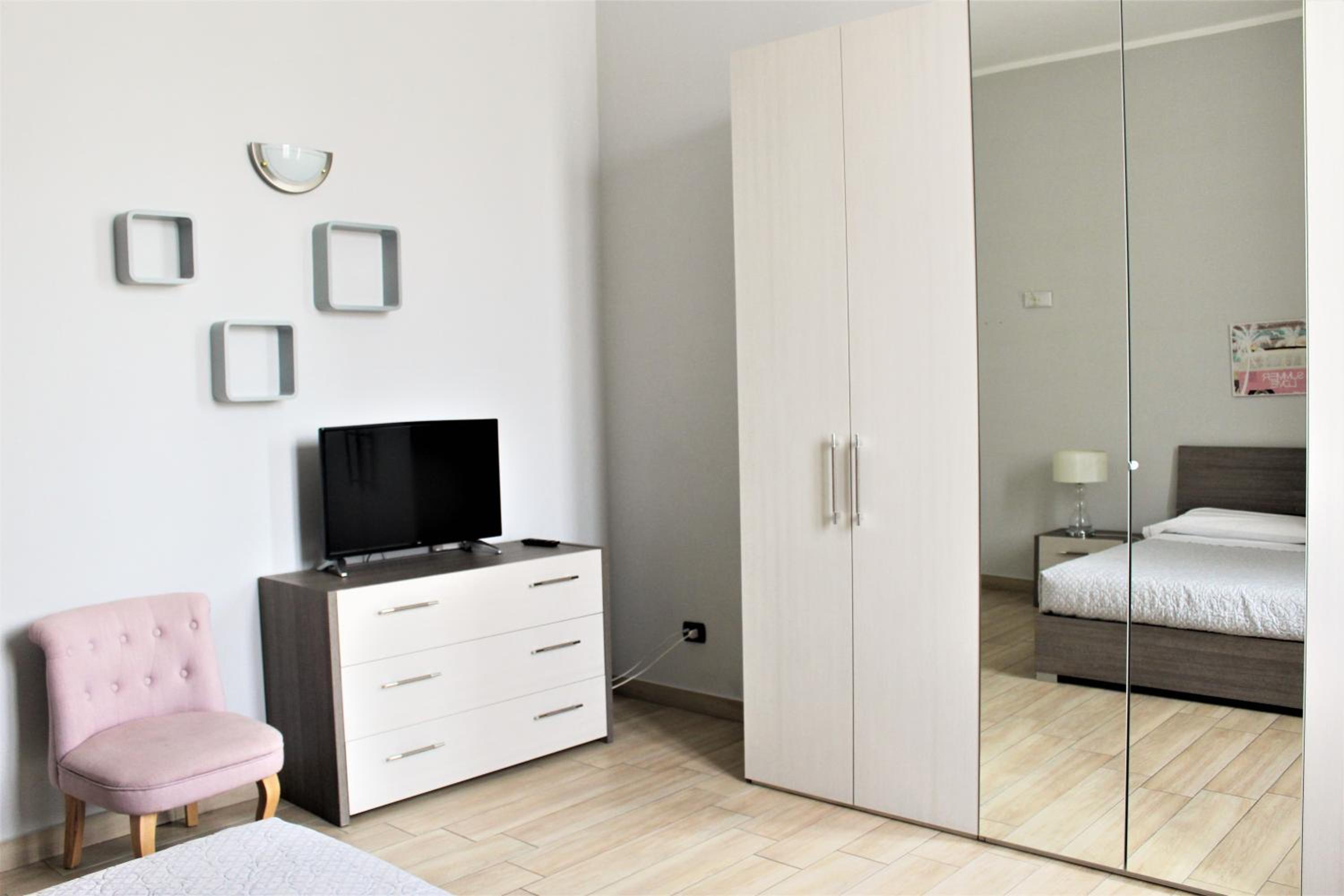 Somma Lombardo Vacations - La Viscontina - Property Image 4