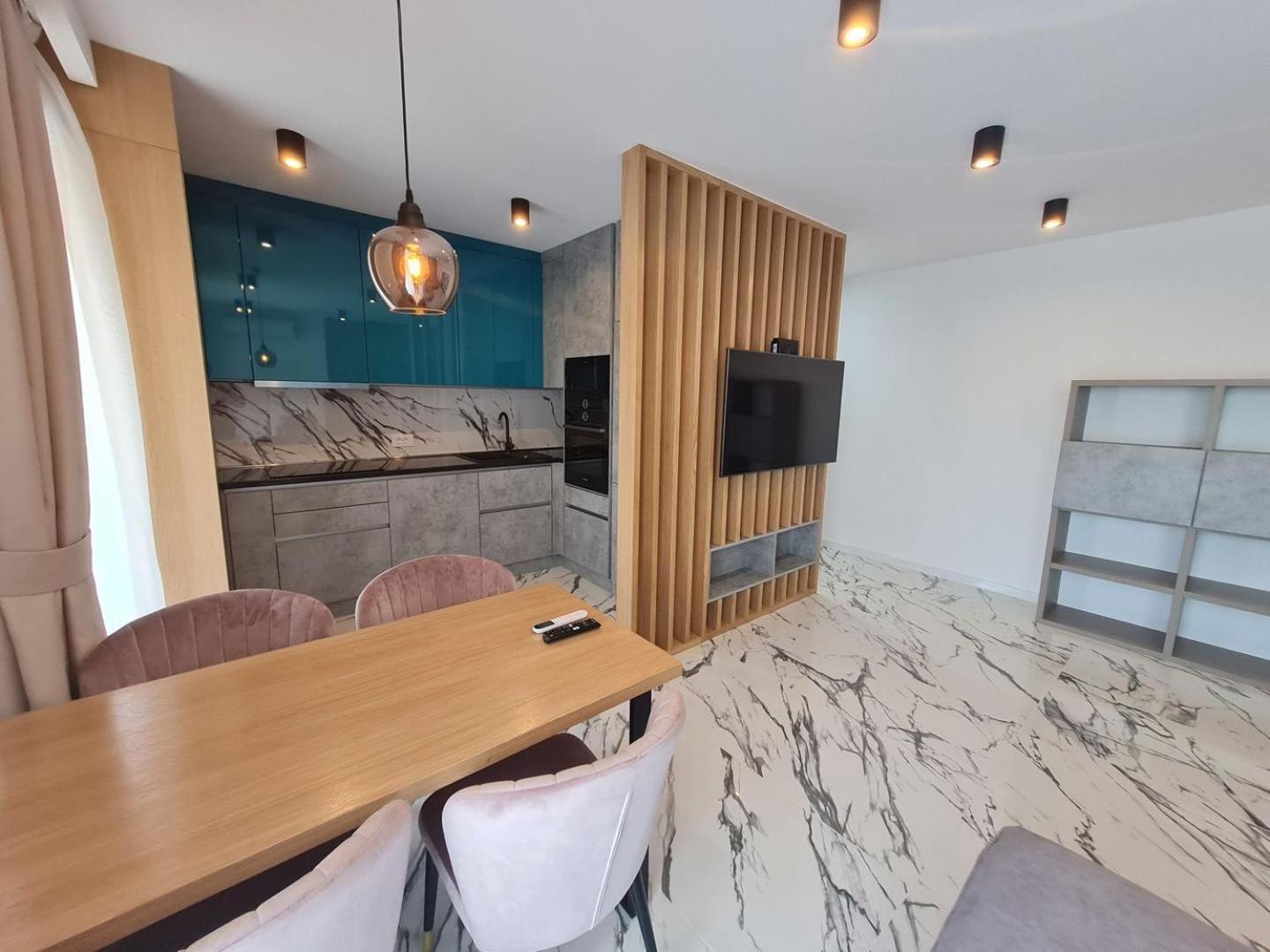 North Star Apartment 15 view 2