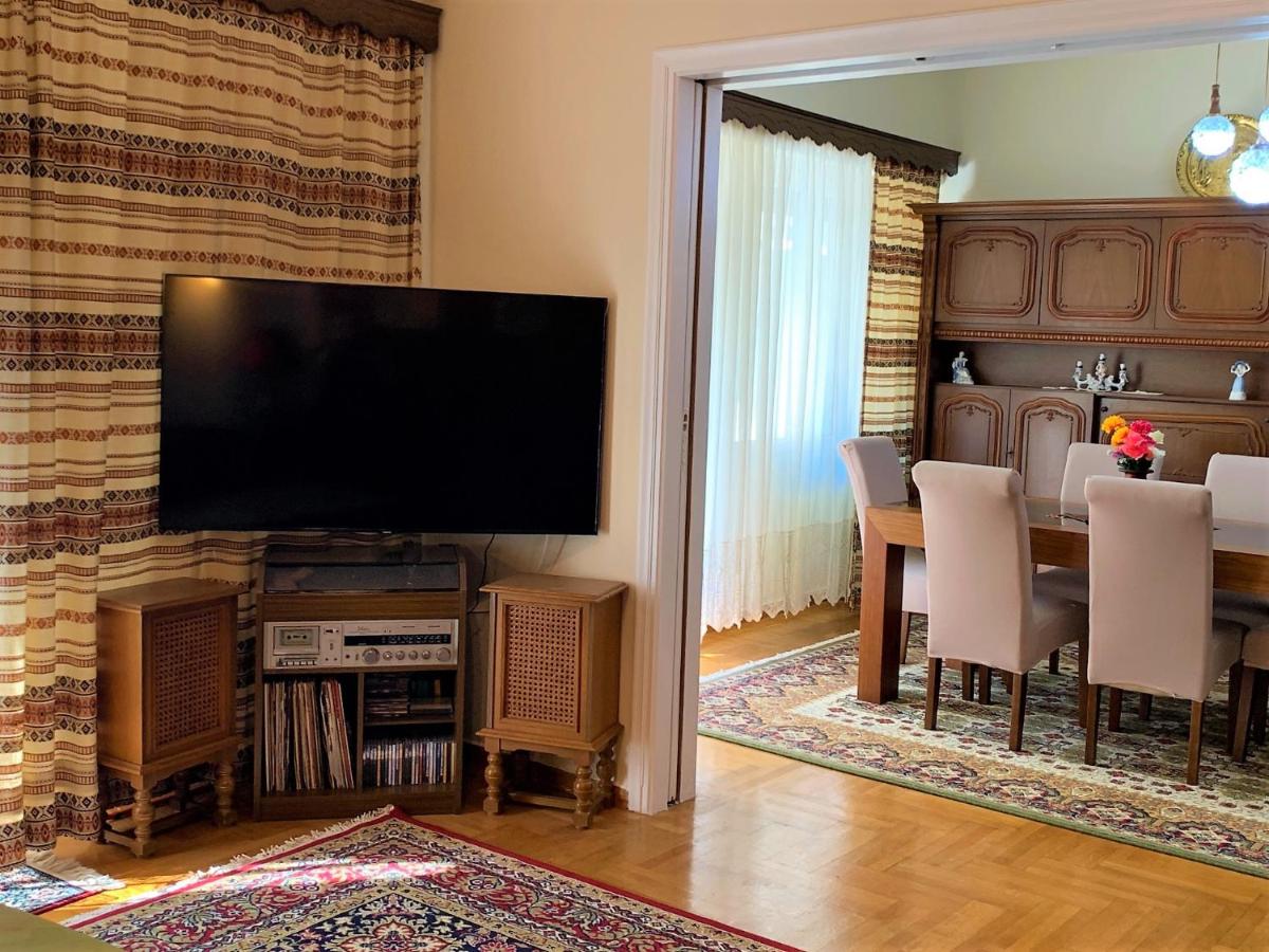 HIGH QUALITY 110qm 2BR at Simos-Lux-Apartment photo 4