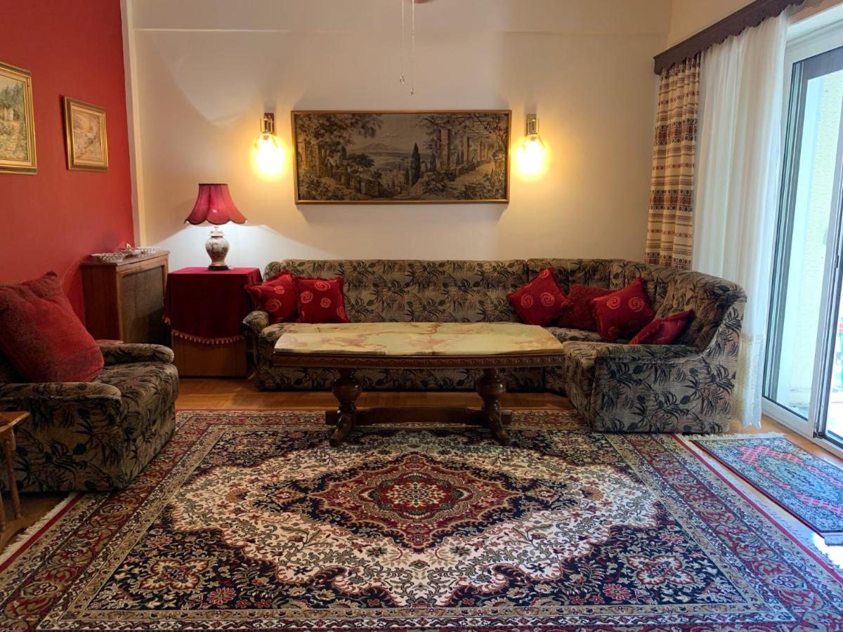 HIGH QUALITY 110qm 2BR at Simos-Lux-Apartment photo 1