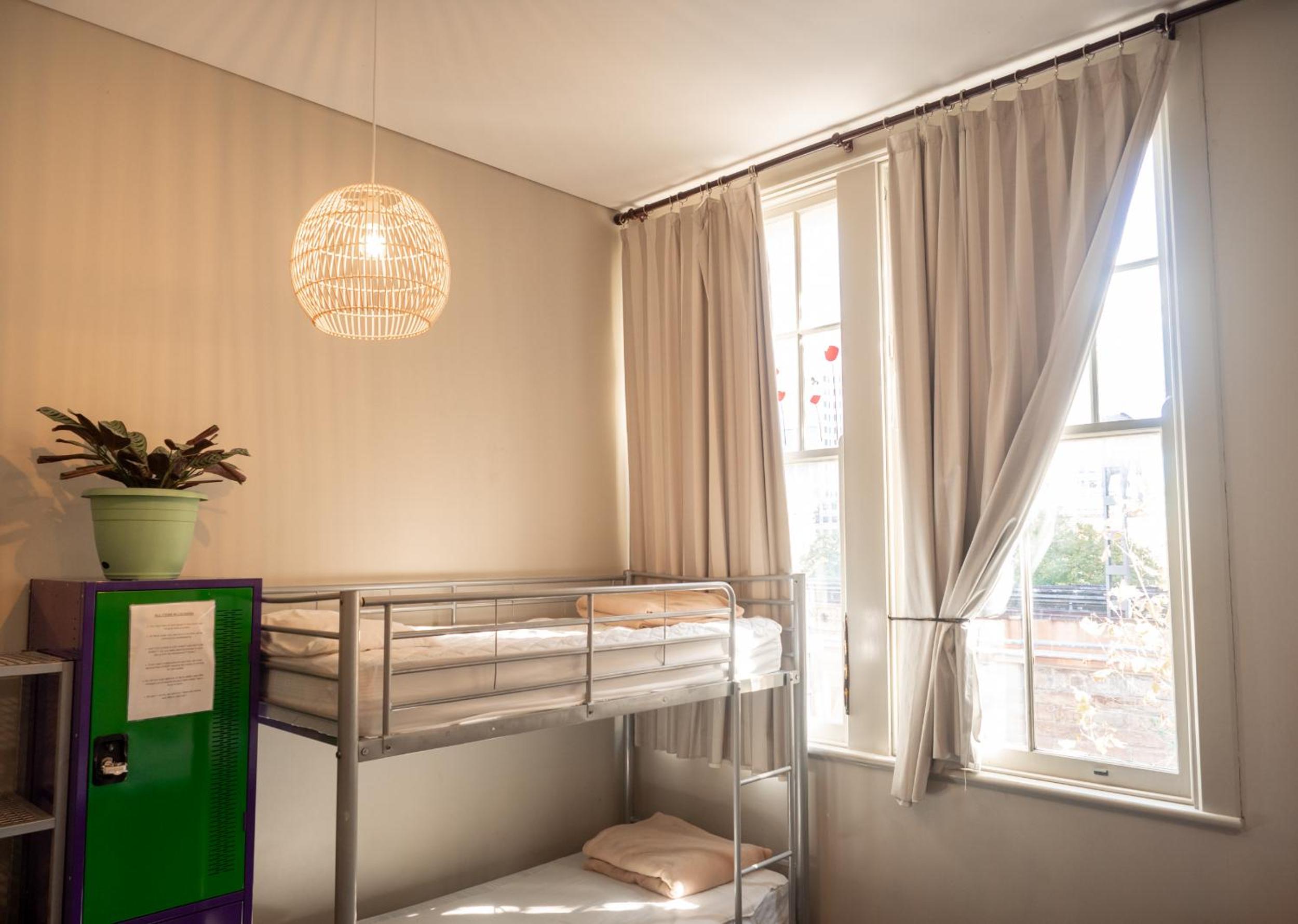Big Backpackers Hostel