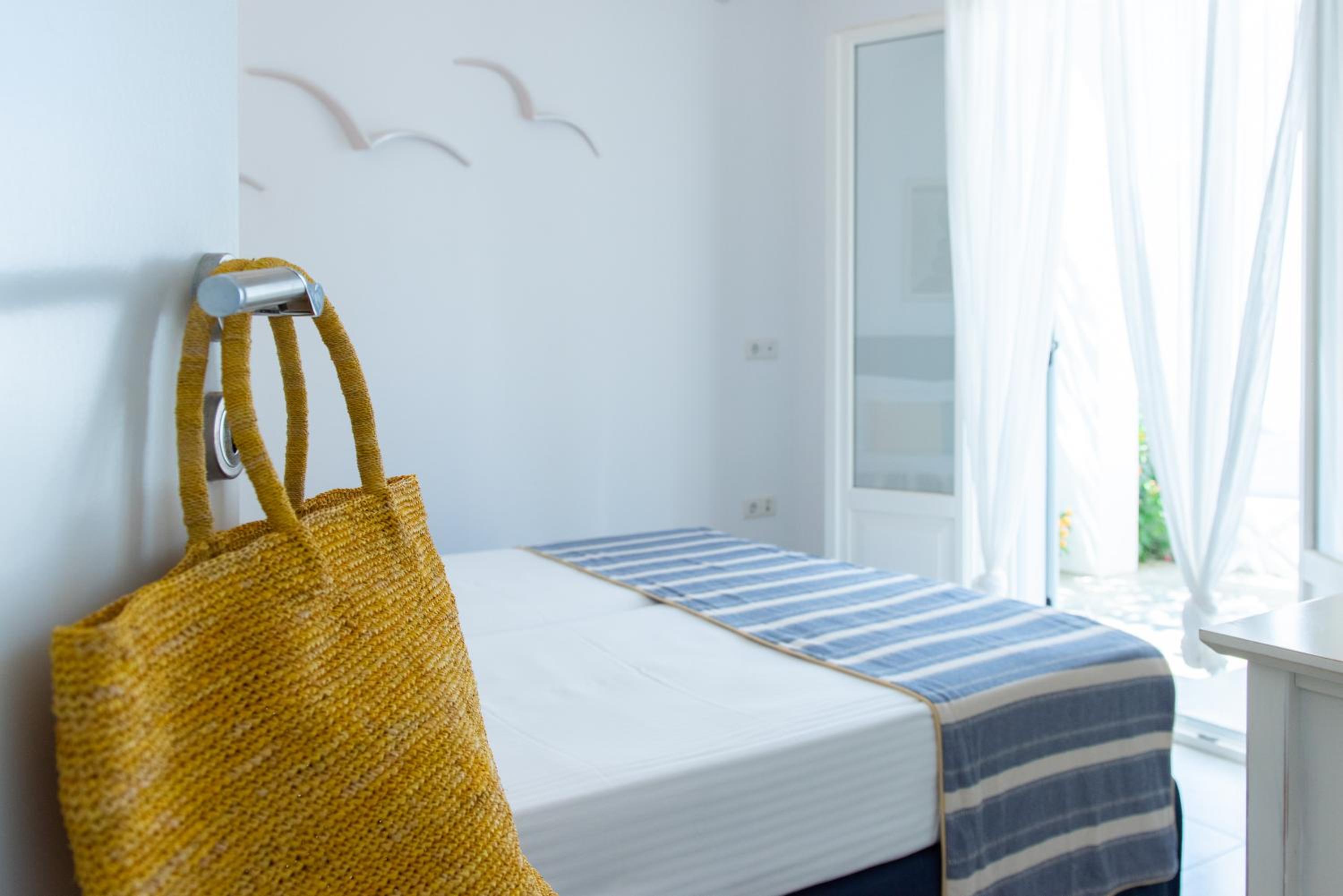 NEFELI'S GUESTHOUSE IN PLATYS GIALOS SIFNOS photo 4