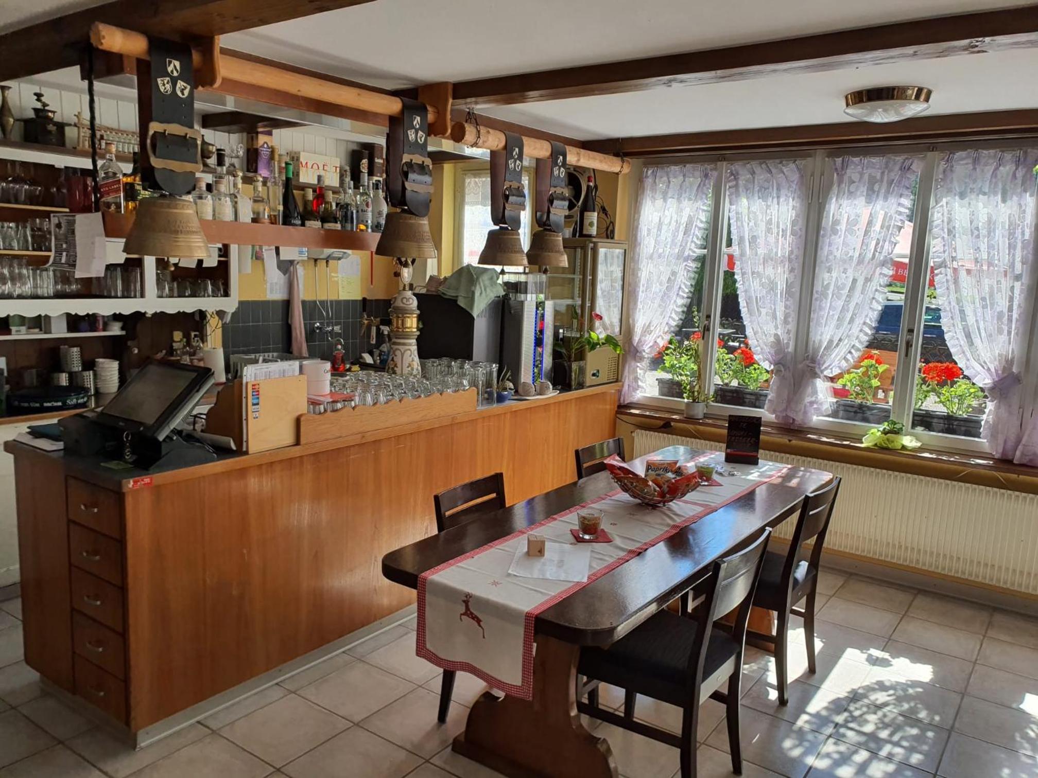 restaurant