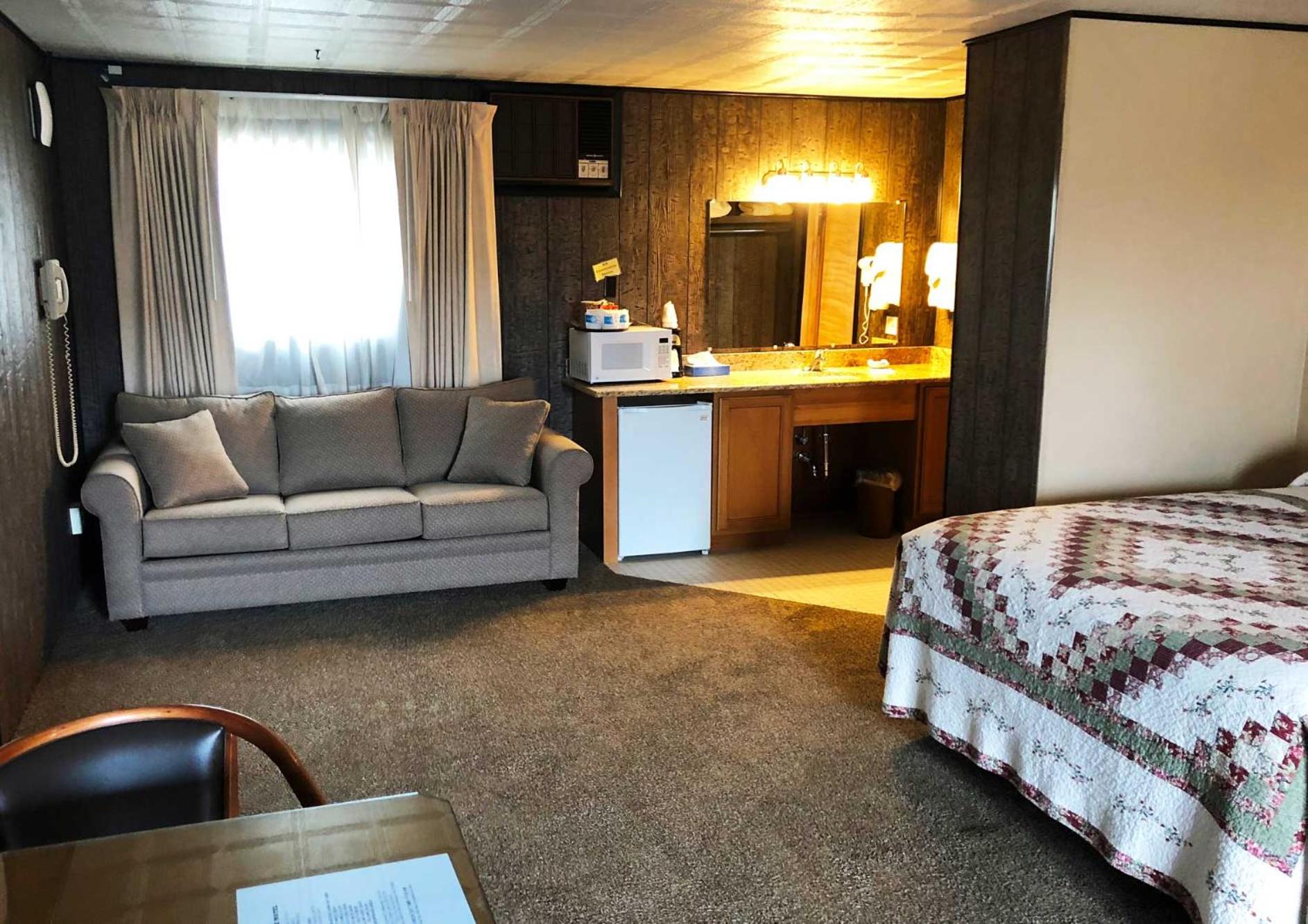 Bristlecone Motel