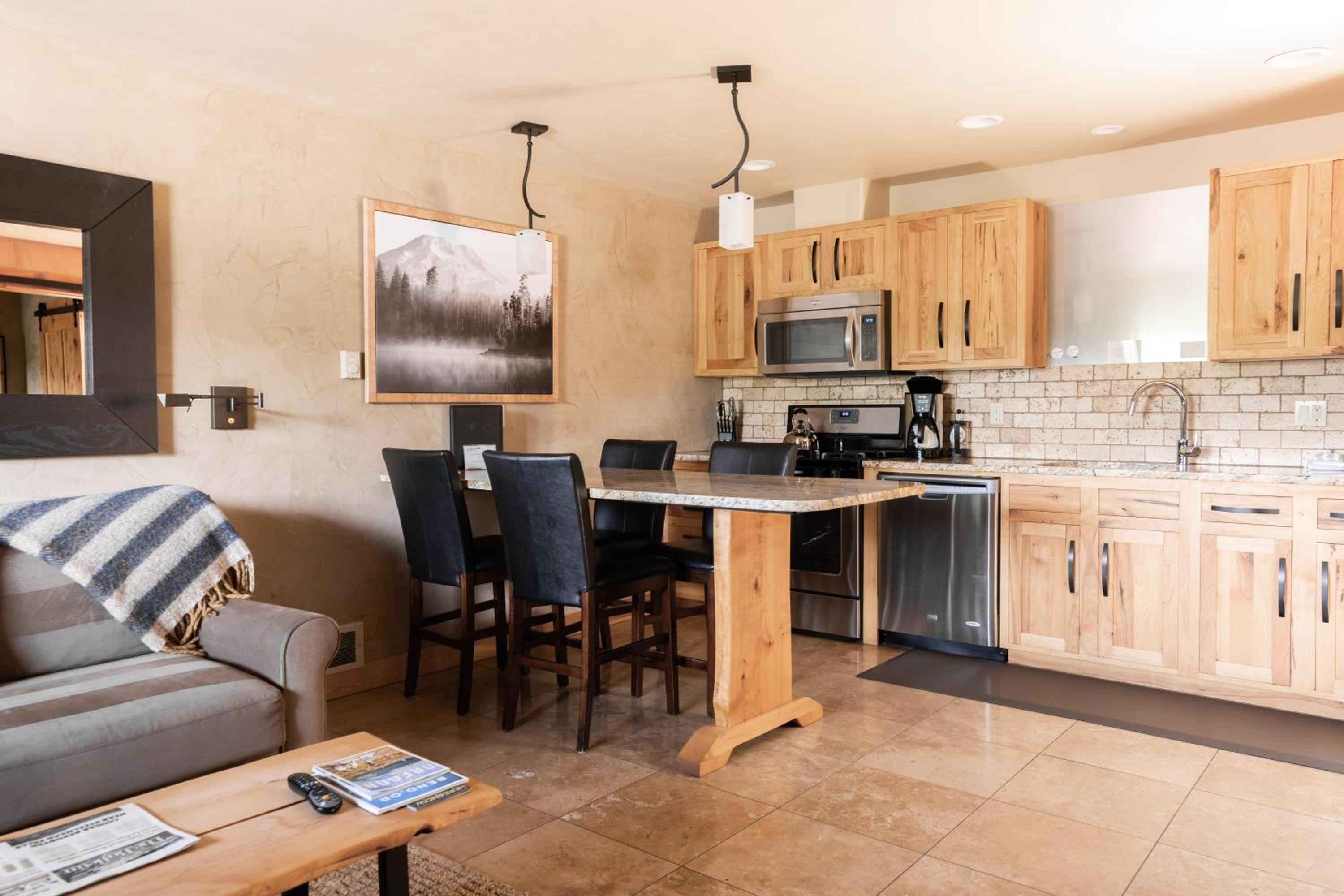 Wall Street Suites