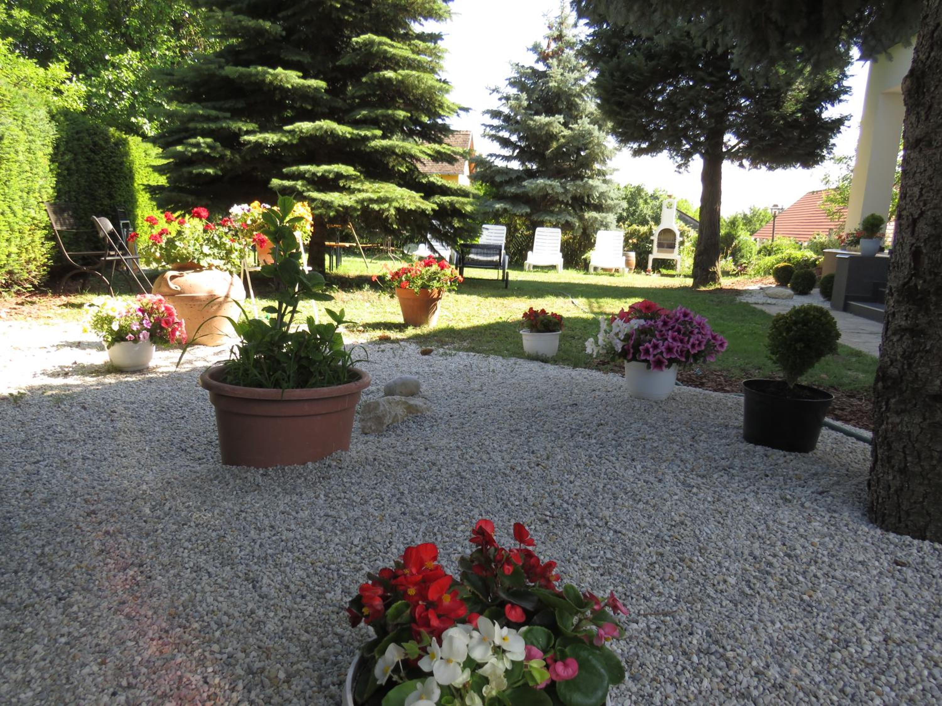 ART INN APARTMANHÁZ BALATON-GYENESDIÁS