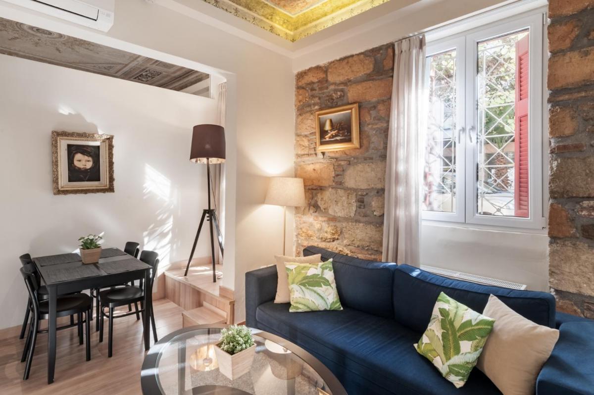 Luxurious Art Apartments