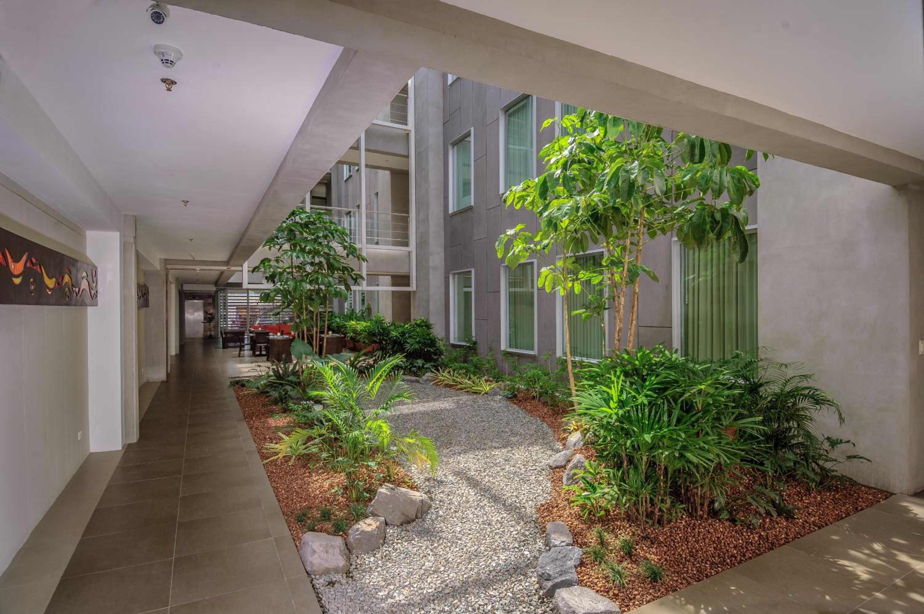 Isla Verde Hotel - Property Image 10