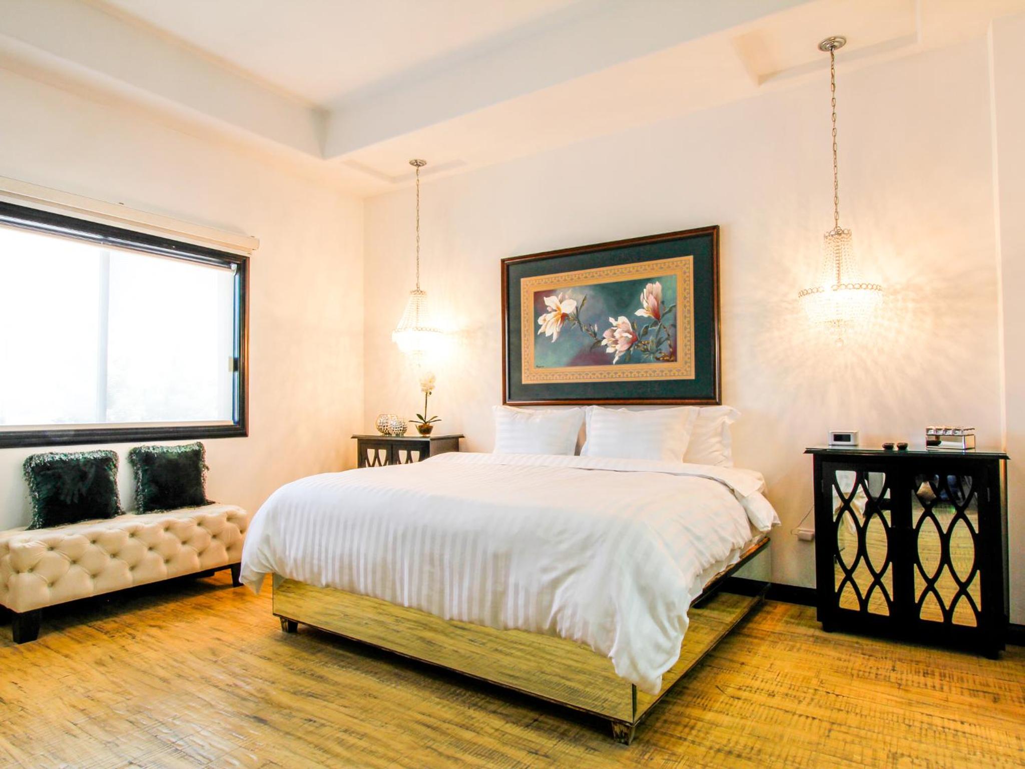 hotel room