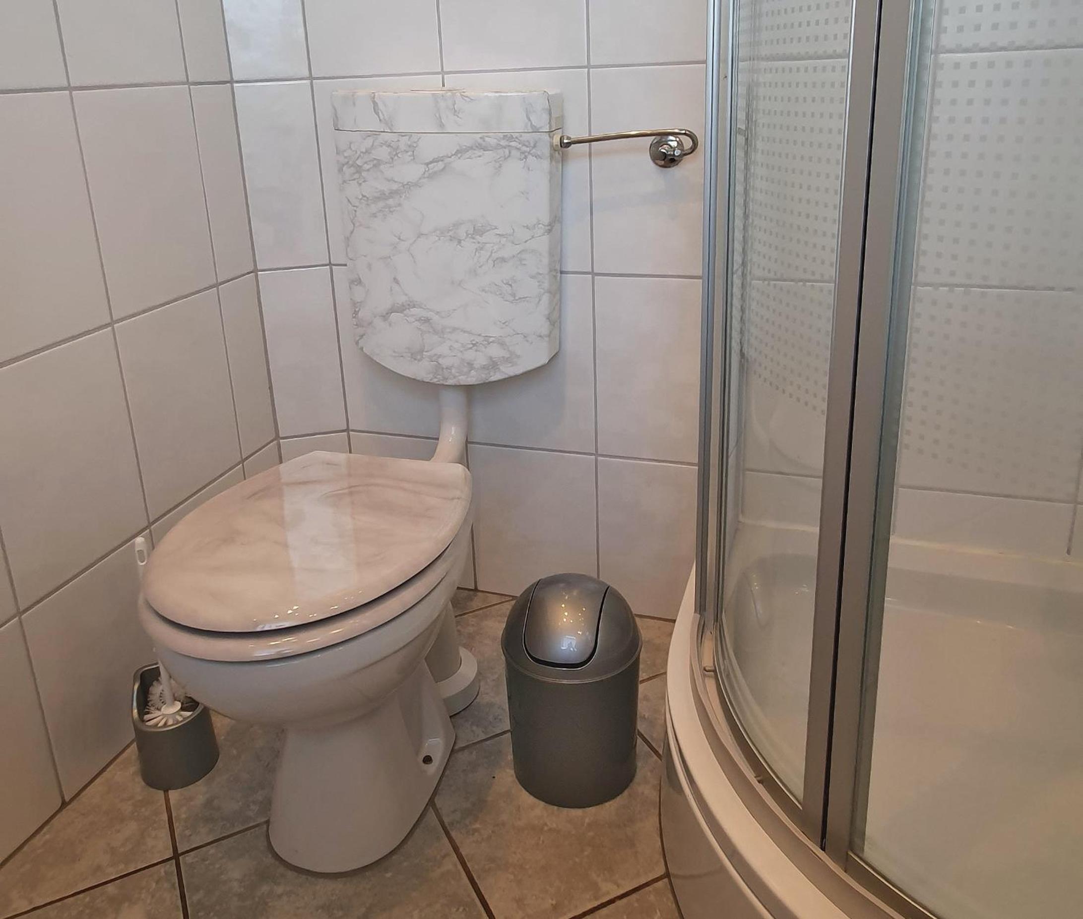 Ferienhaus am Seeblick Grill, Garten, Billiard, Dart, Bike, Sauna ww-Seeblick