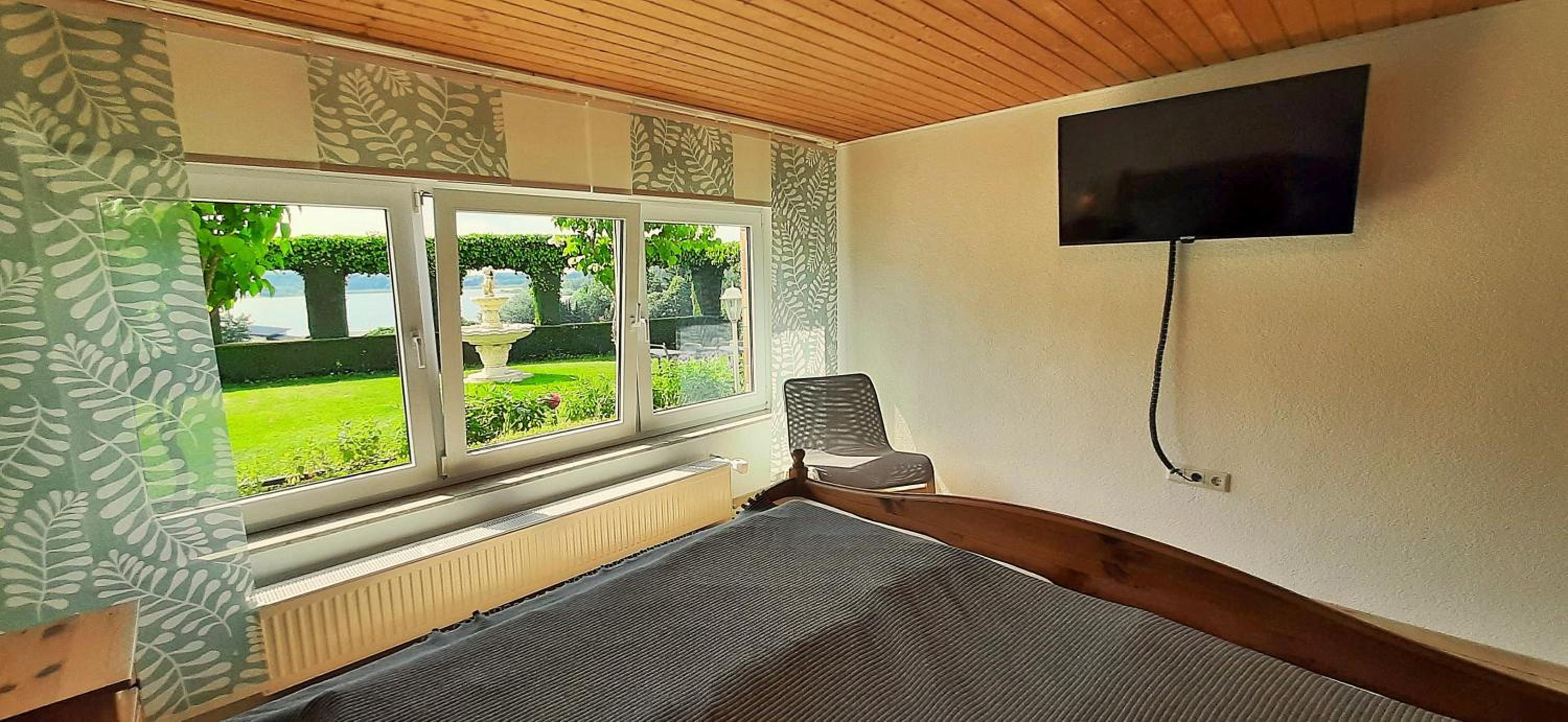 Ferienhaus am Seeblick Grill, Garten, Billiard, Dart, Bike, Sauna ww-Seeblick