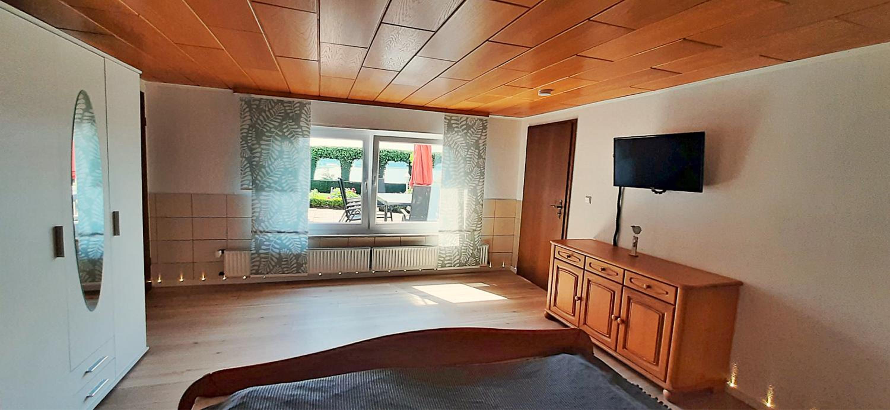 Ferienhaus am Seeblick Grill, Garten, Billiard, Dart, Bike, Sauna ww-Seeblick