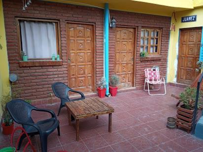 Hotel Malecon en calle Techada Hostel - Image 1