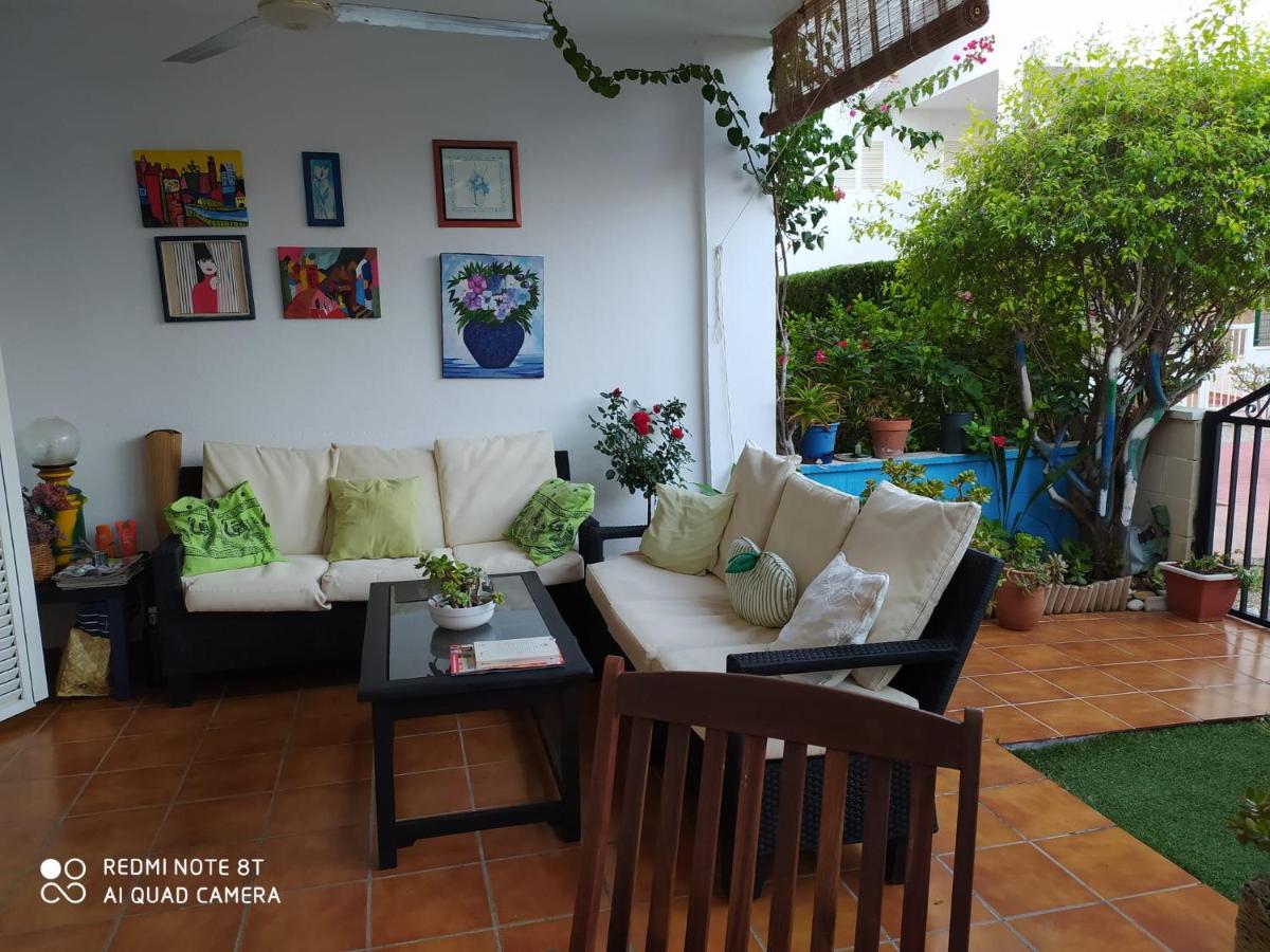 Piso con jardin y piscinas en Puerto Rey photo 2